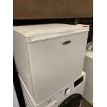 Frigidaire table top fridge, working