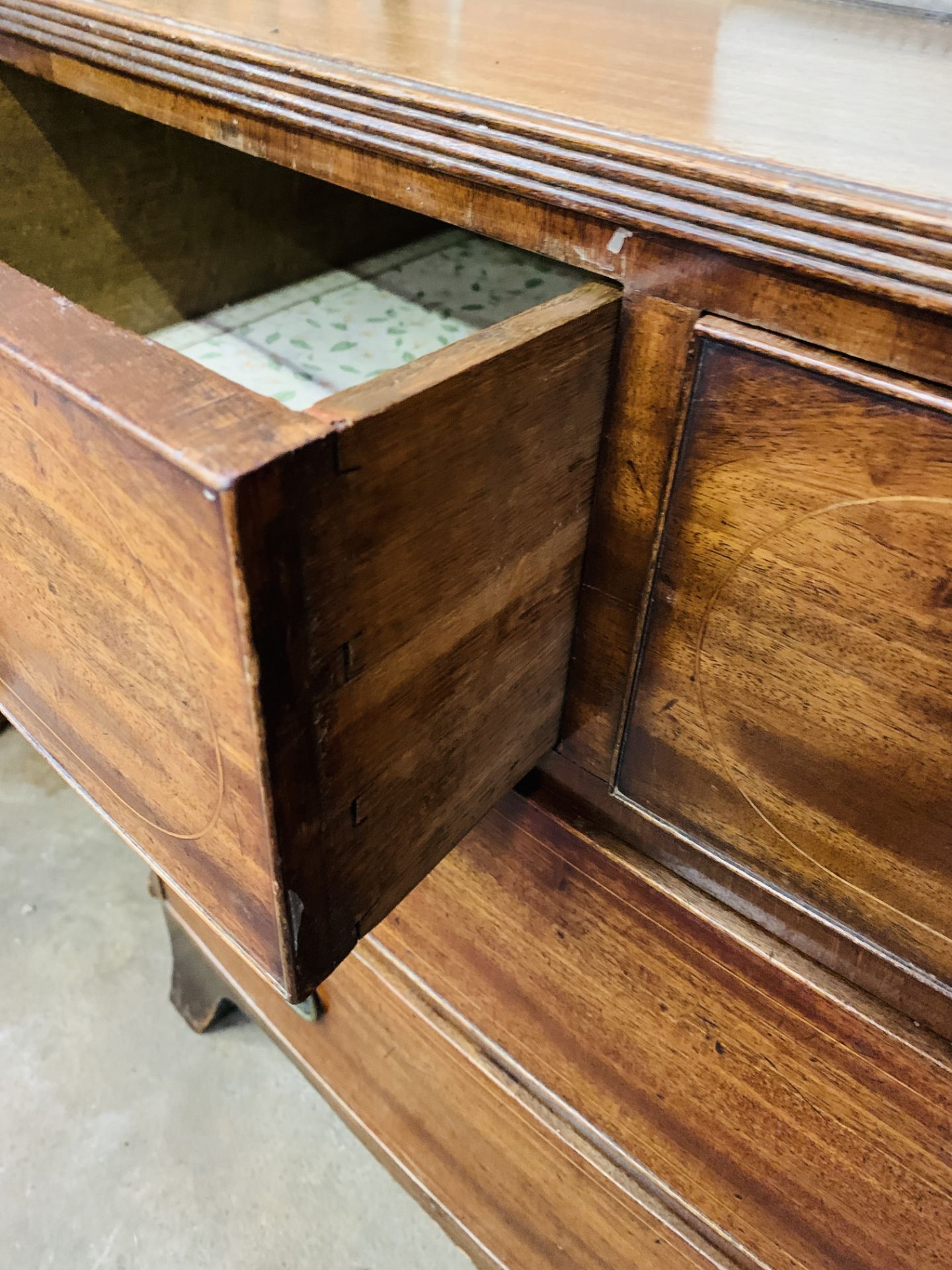 Mahogany bow fronted two over three chest of drawers. - Image 3 of 3