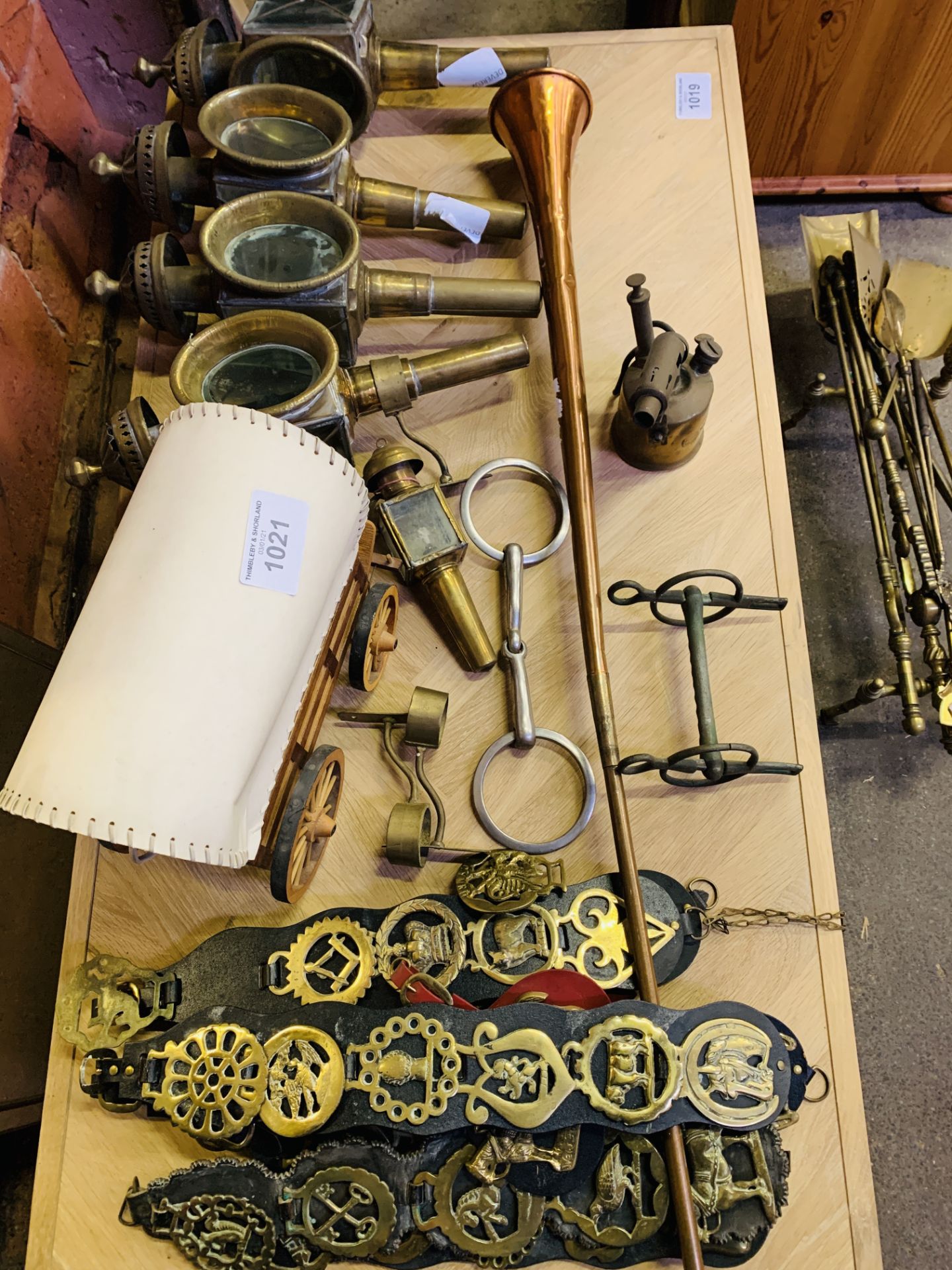 A quantity of mainly horse-related brass items and a blowlamp. - Image 2 of 3