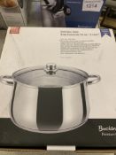 Stainless steel casserole pot. This item carries VAT.