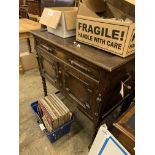 Concert Grande oak gramophone cabinet with a quantity of 78 rpm records.