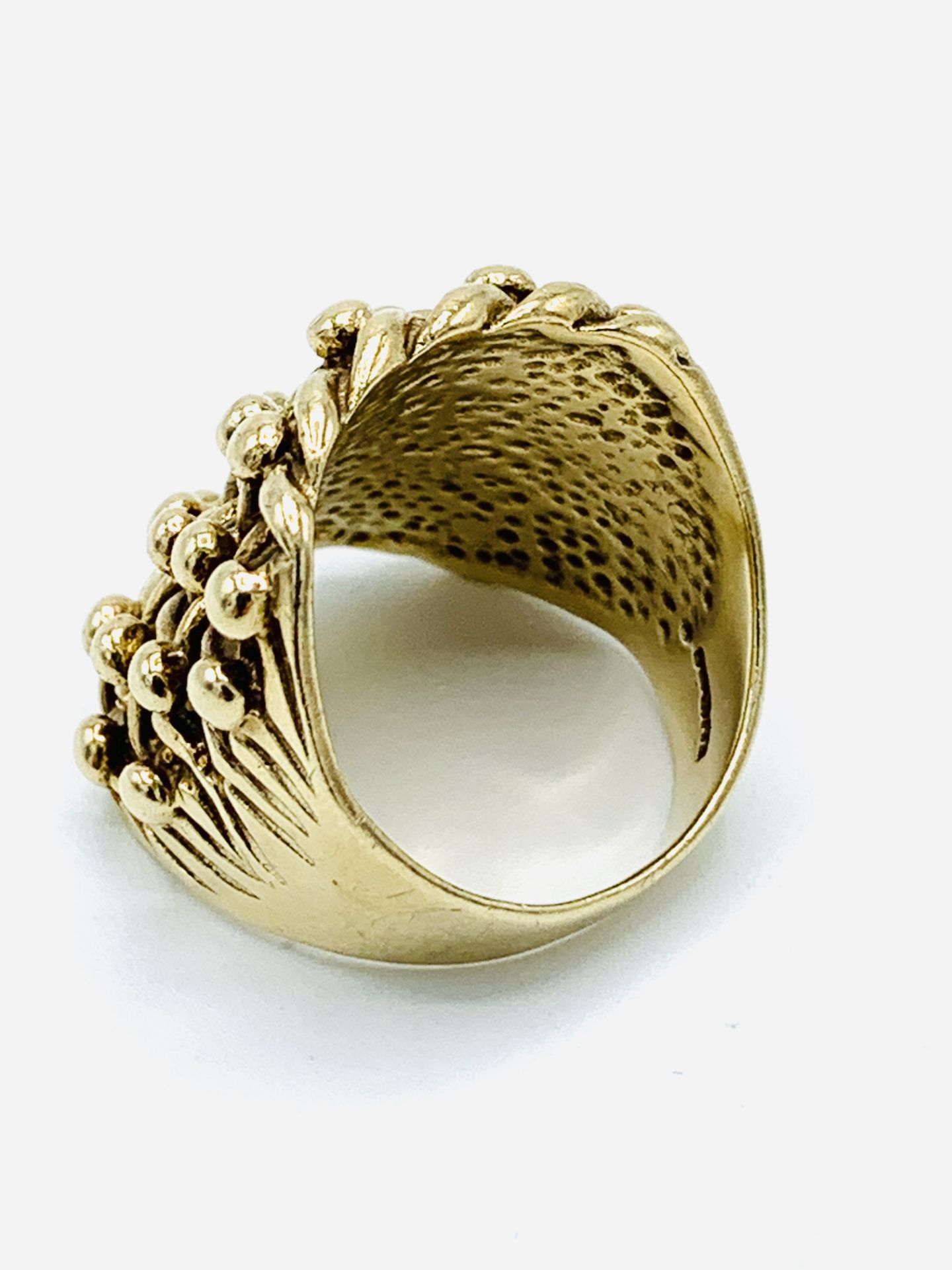 9ct gold 'gypsy' ring. - Image 2 of 3