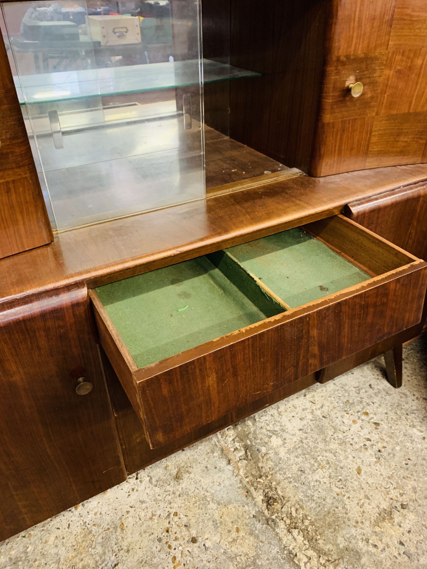 1950's sideboard with glass sliding doors. - Image 2 of 3