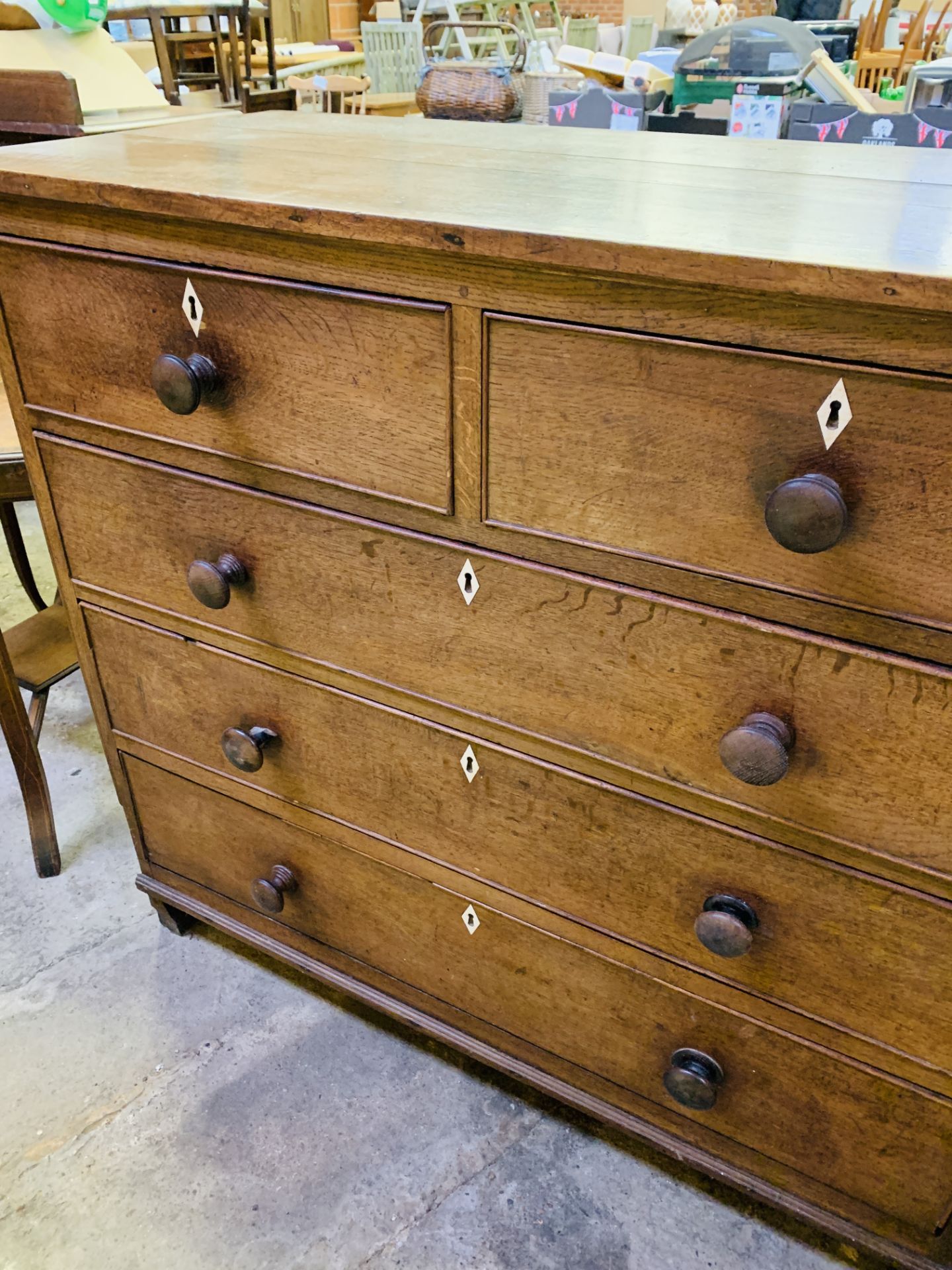 Oak chest of drawers. - Image 2 of 3