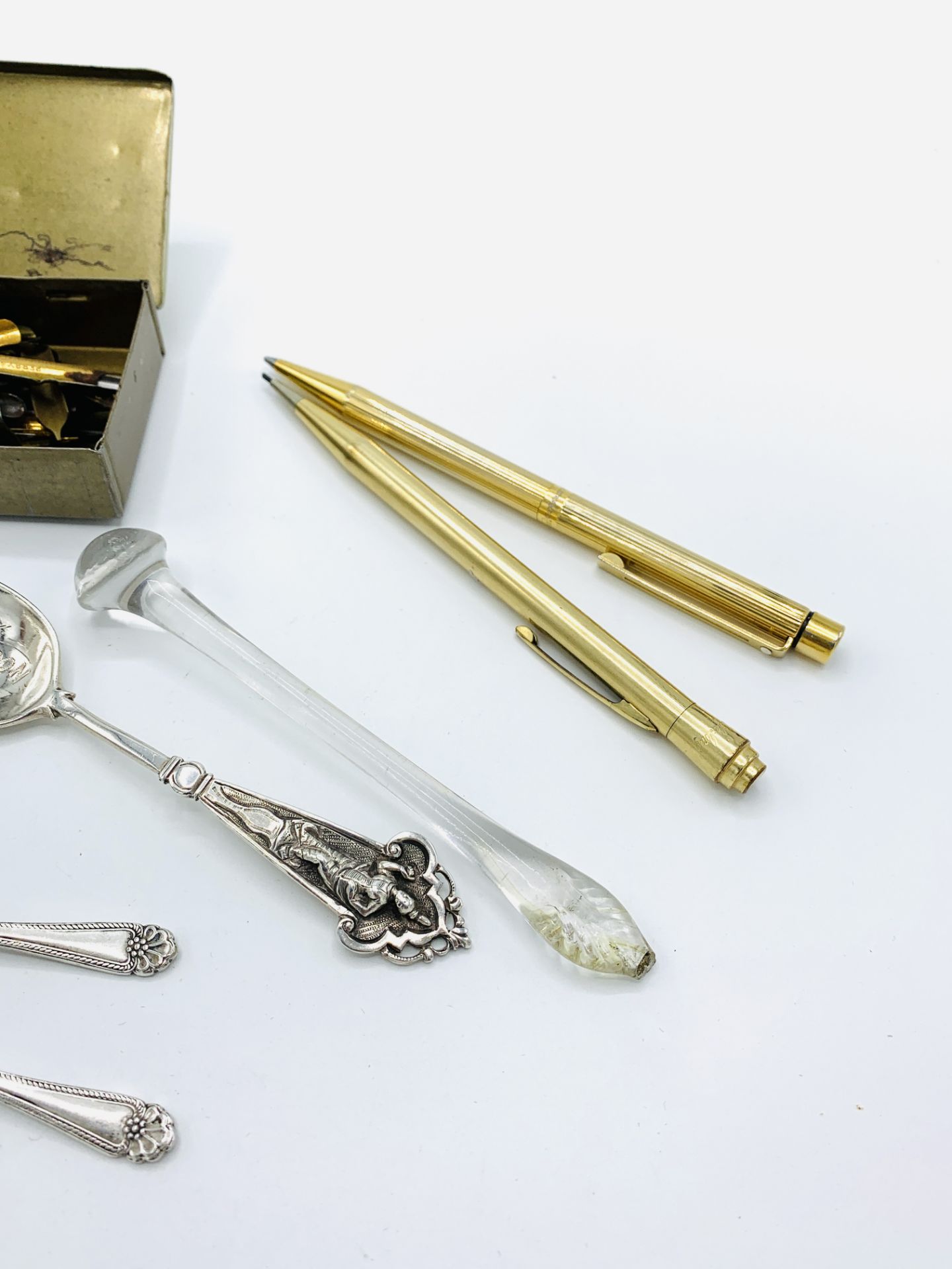 "Life Long" propelling pencil; Sheaffer propelling ball point; and 4 items of silver plate. - Image 4 of 4