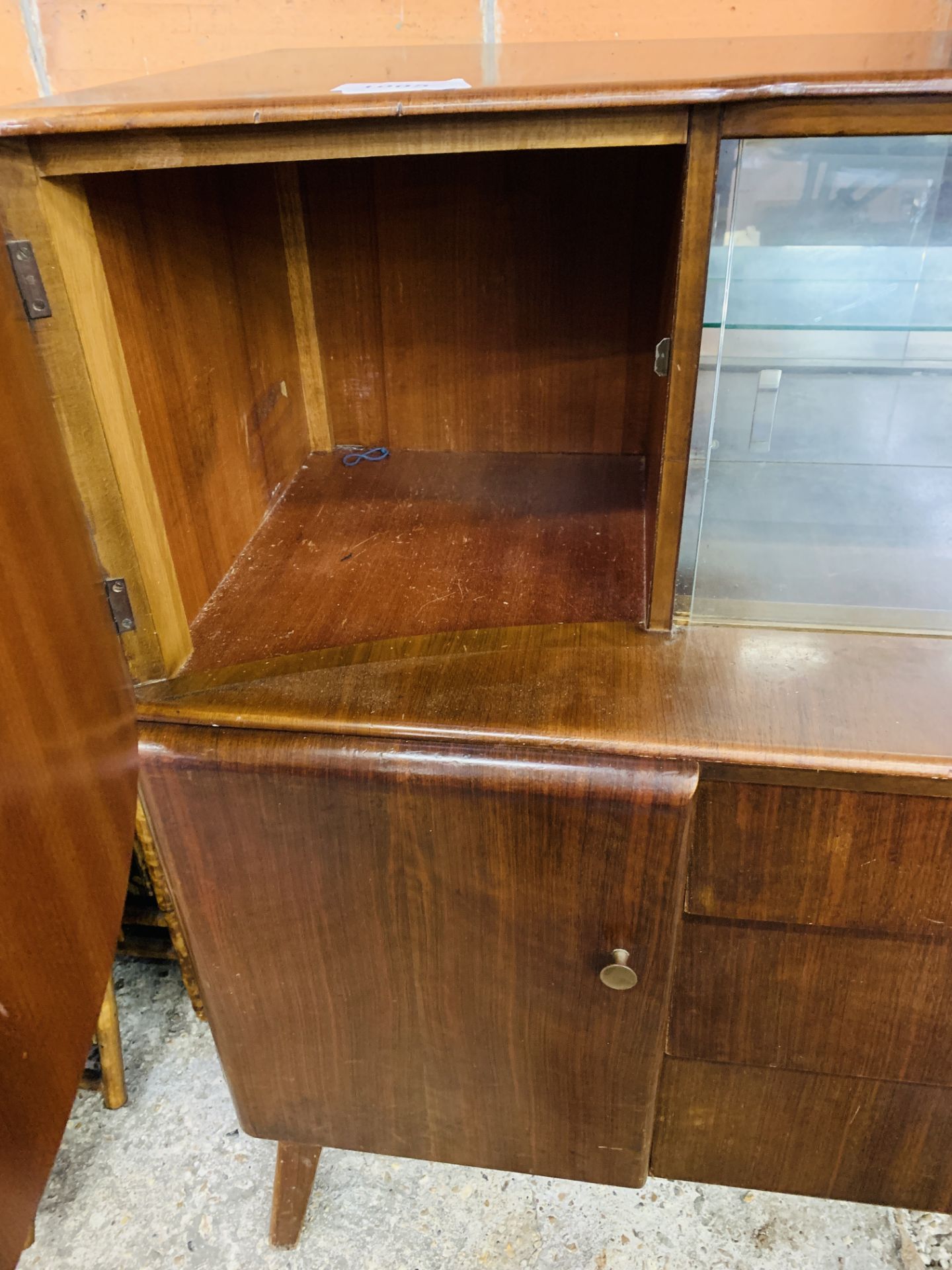 1950's sideboard with glass sliding doors. - Image 3 of 3