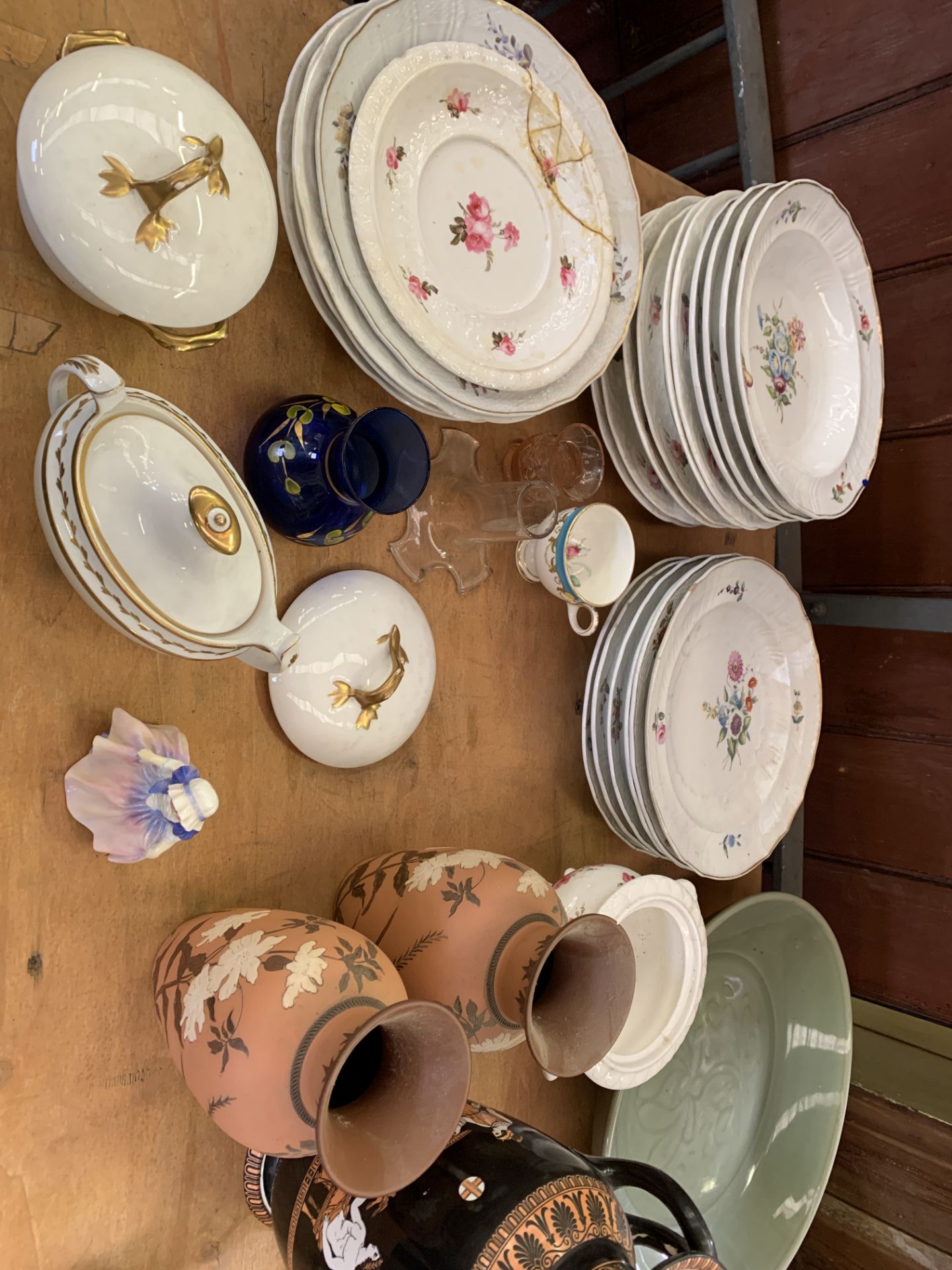 Large quantity of miscellaneous china. - Image 4 of 10