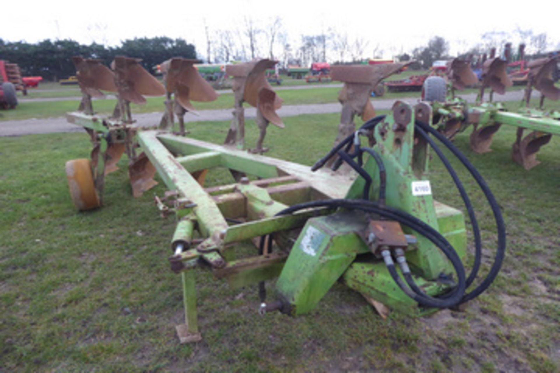 Dowdeswell 5F reversible plough - Image 2 of 2