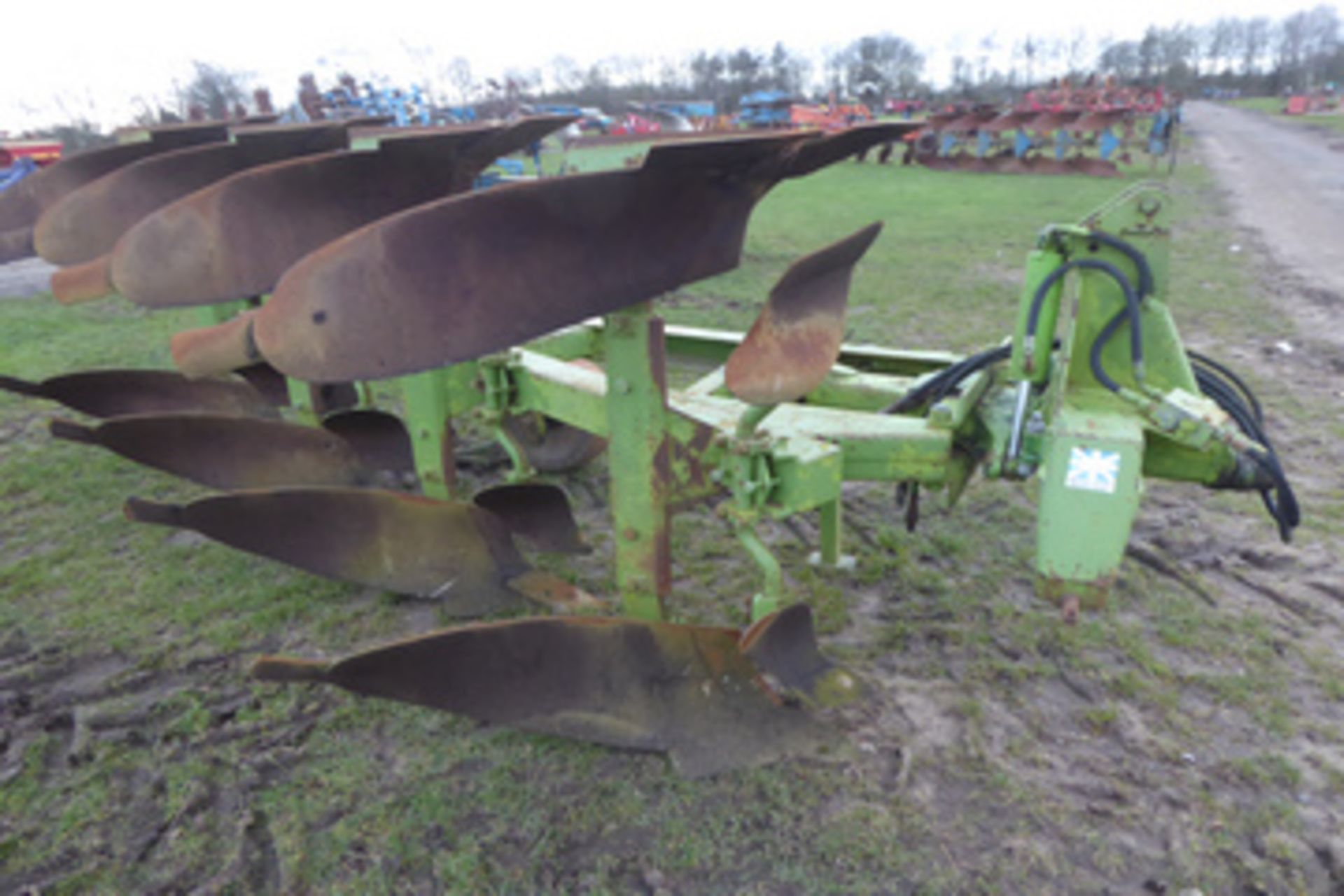 Dowdeswell DP8 4F plough