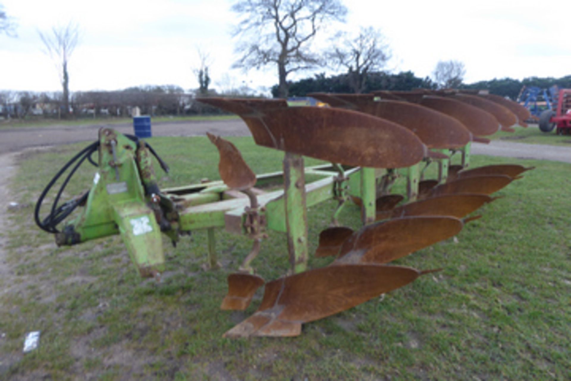 Dowdeswell 5F reversible plough