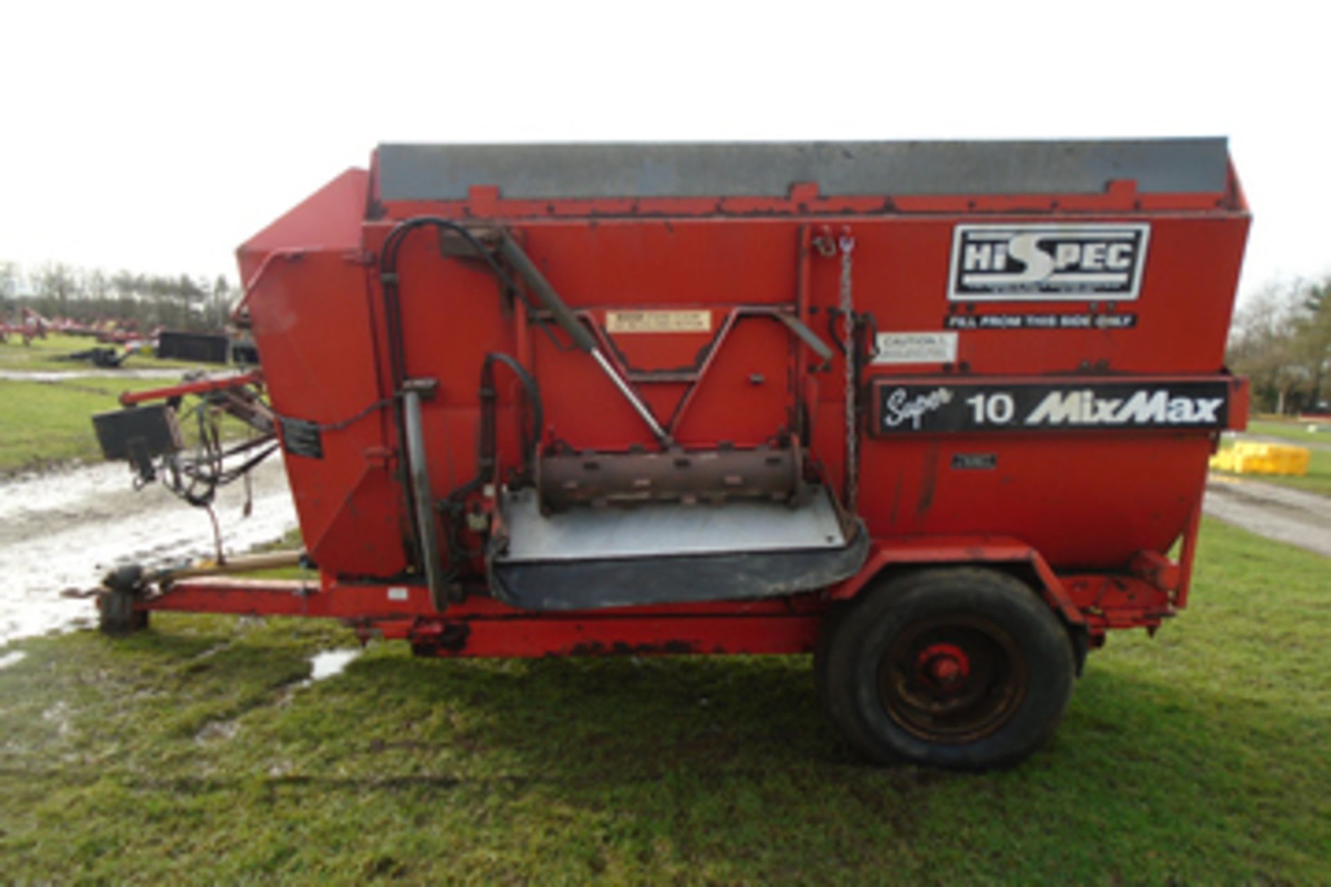 Hi-spec Mix Max 10 mixer wagon - Image 3 of 3