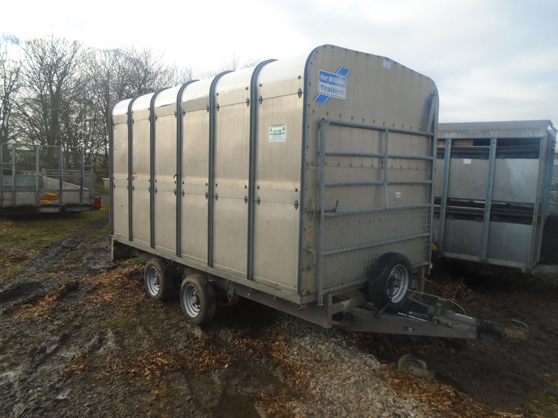 Ifor Williams DP120 livestock trailer c/w decks new brakes in january