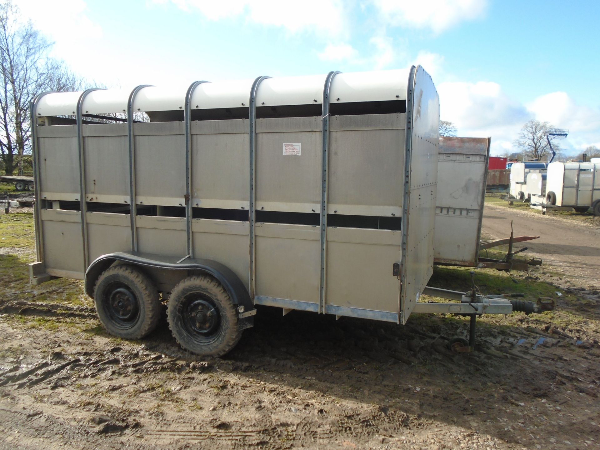 Ifor Williams livestock trailer, decks, brakes & hubs serviced