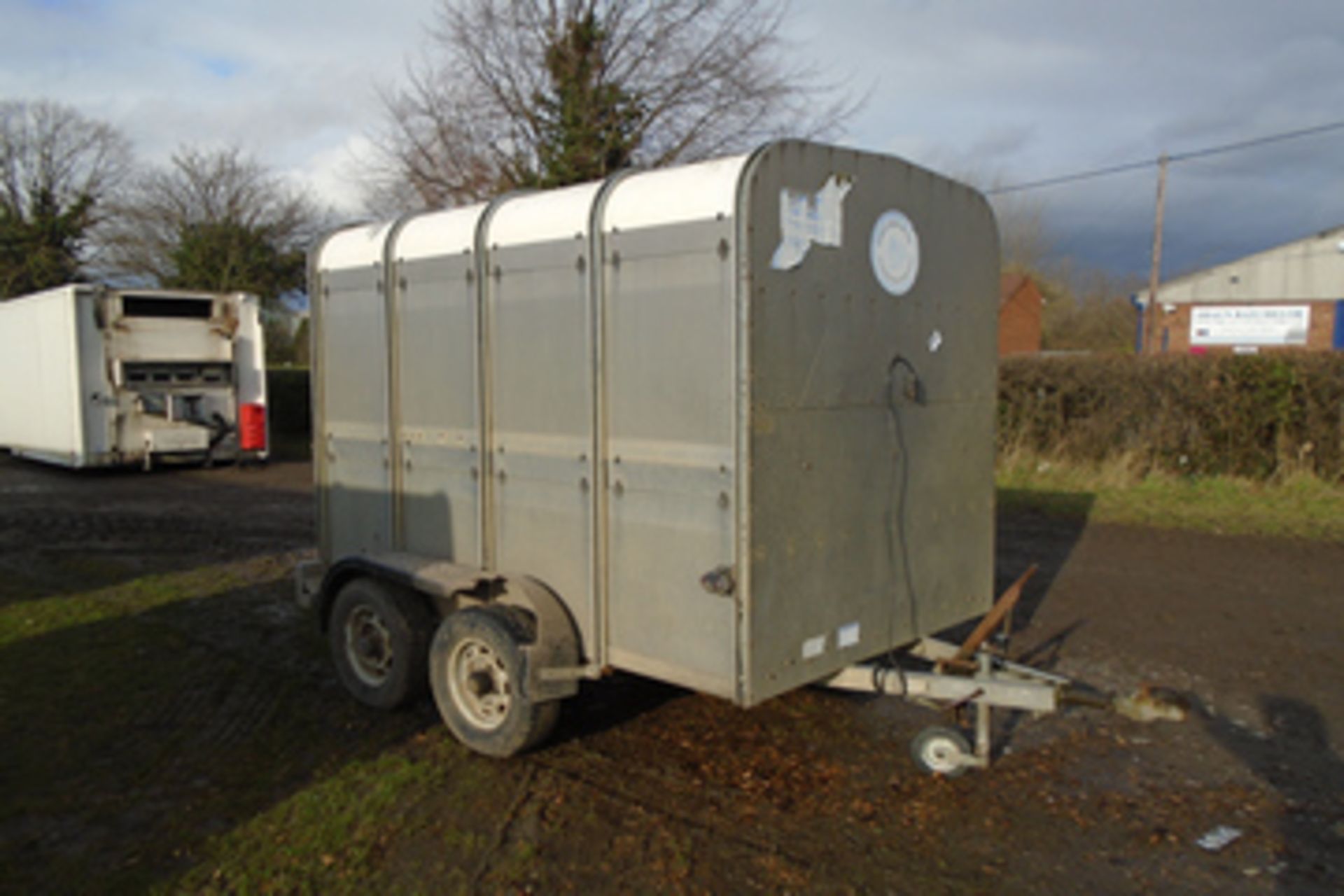 Cattle trailer