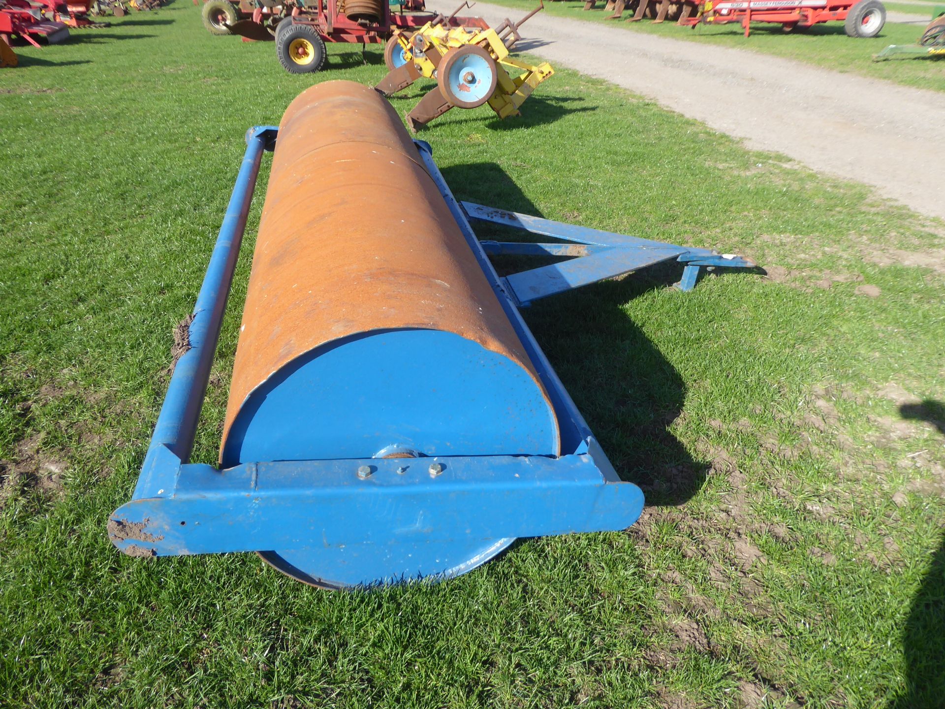 10ft blue land roller - Image 2 of 3