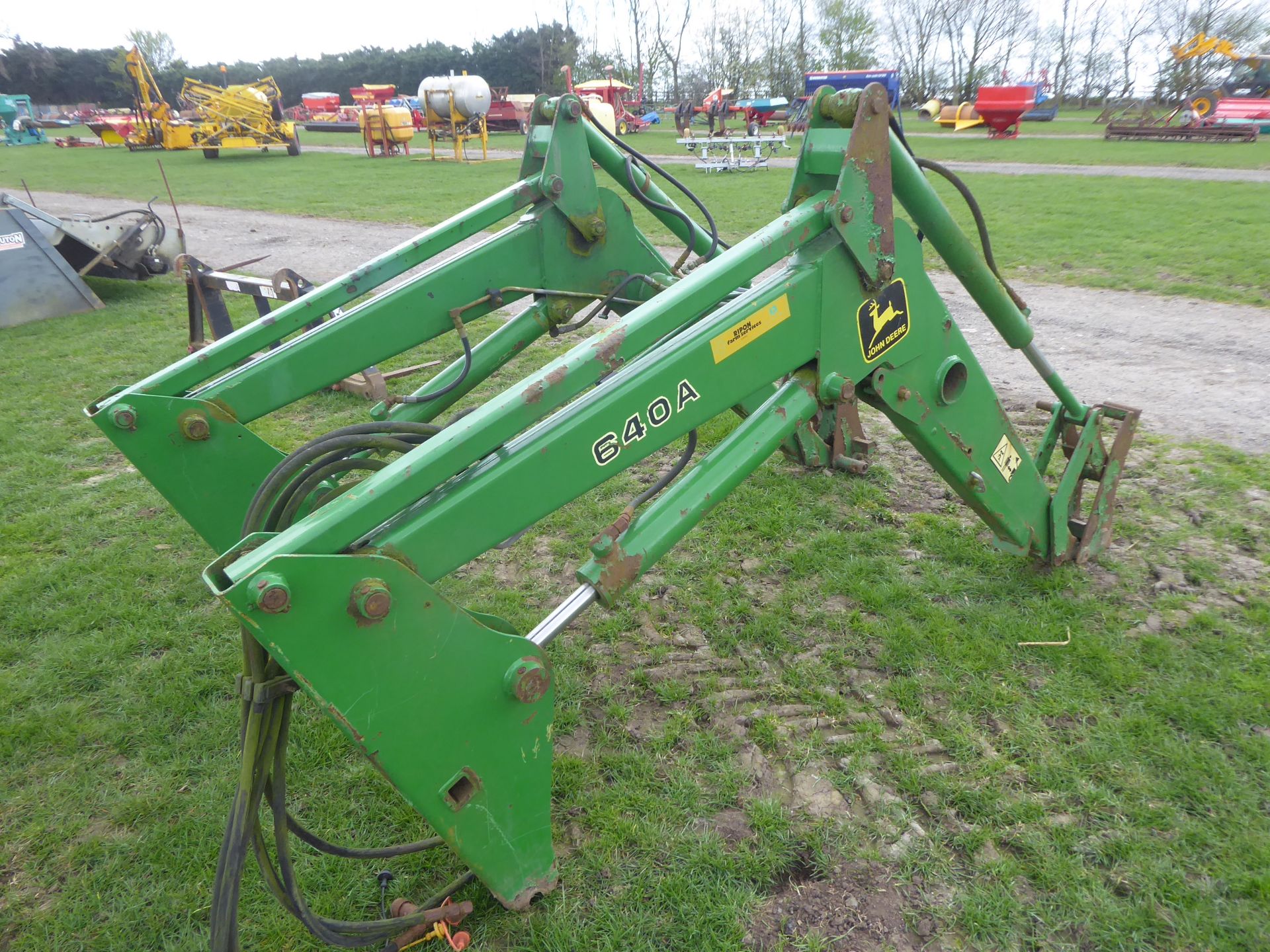 John Deere 640 loader boom - Image 2 of 2