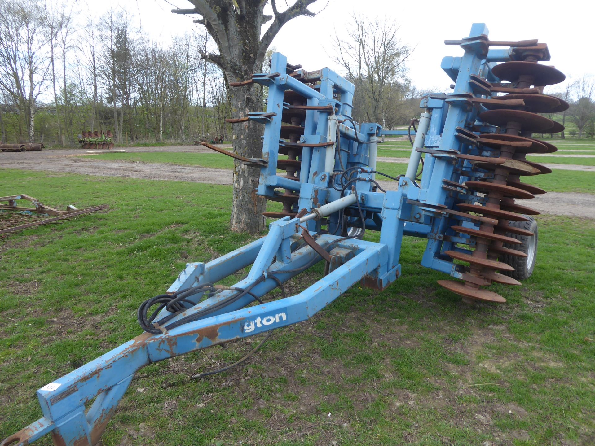 Edlington 4m folding double press c/w leading tines