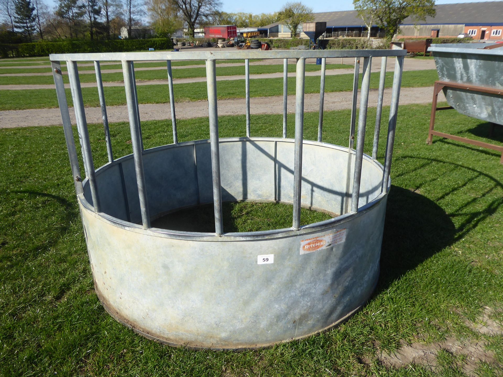 Cattle ring feeder