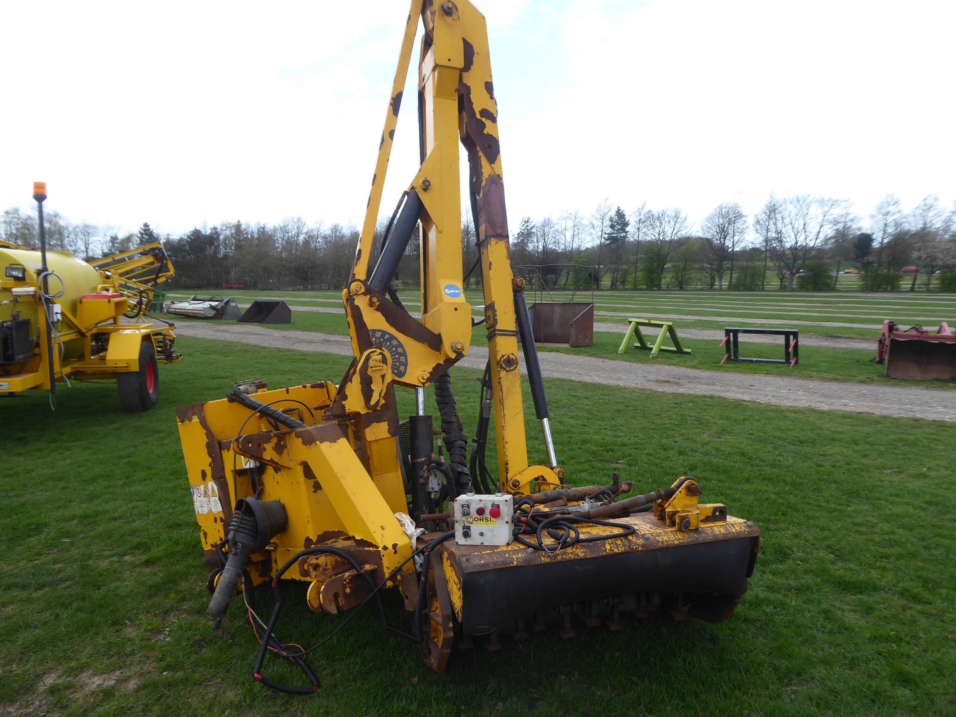 2003 Orsi Acrobat 55SX hedge cutter