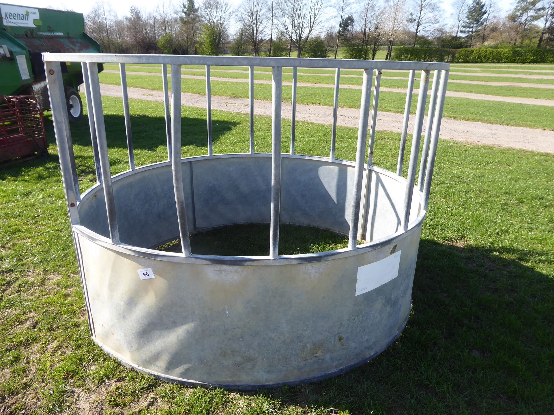 Cattle ring feeder