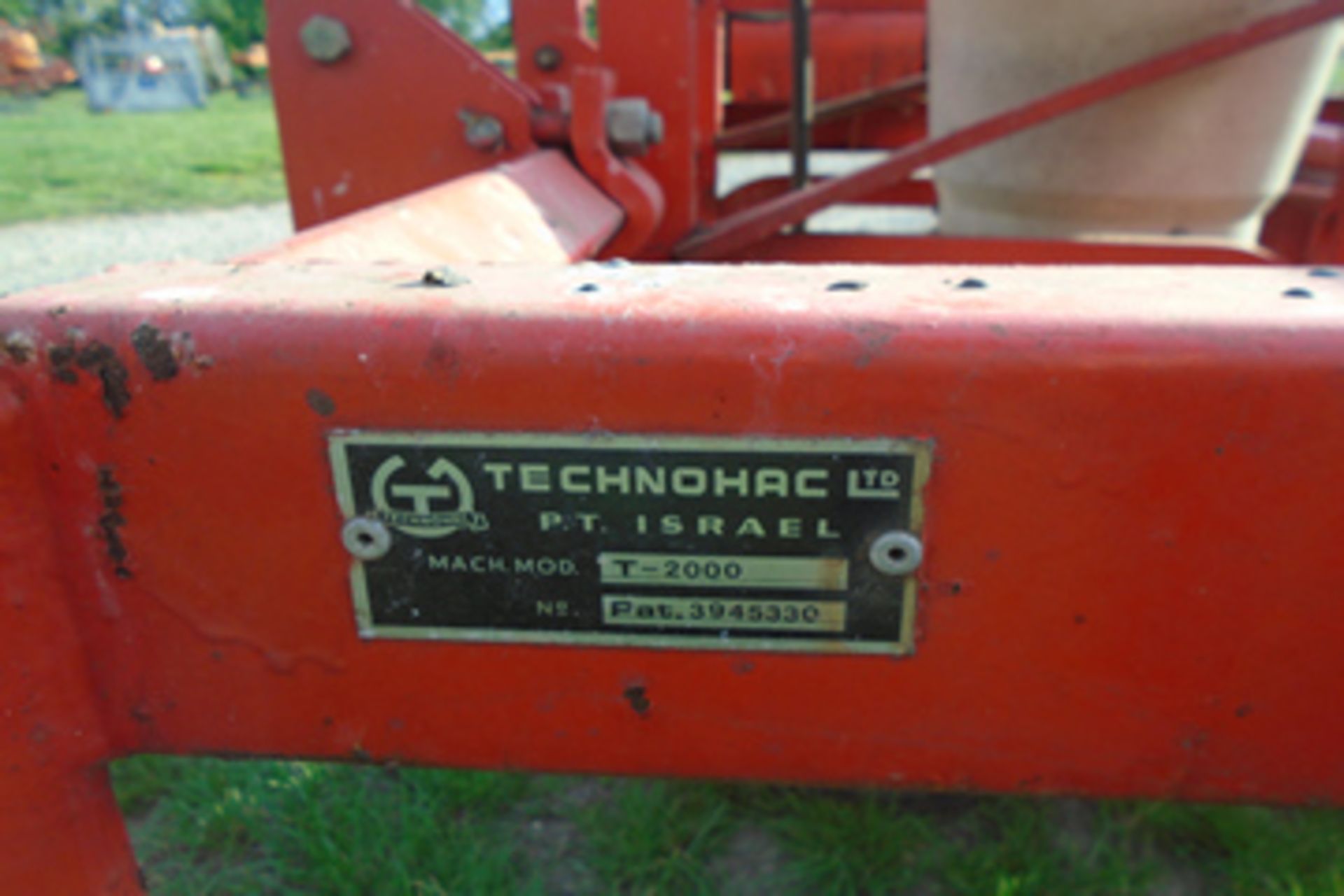 Technohac T2000 synchronised plastic mulching and seed planter with film dispenser and electri NOVAT - Image 2 of 4