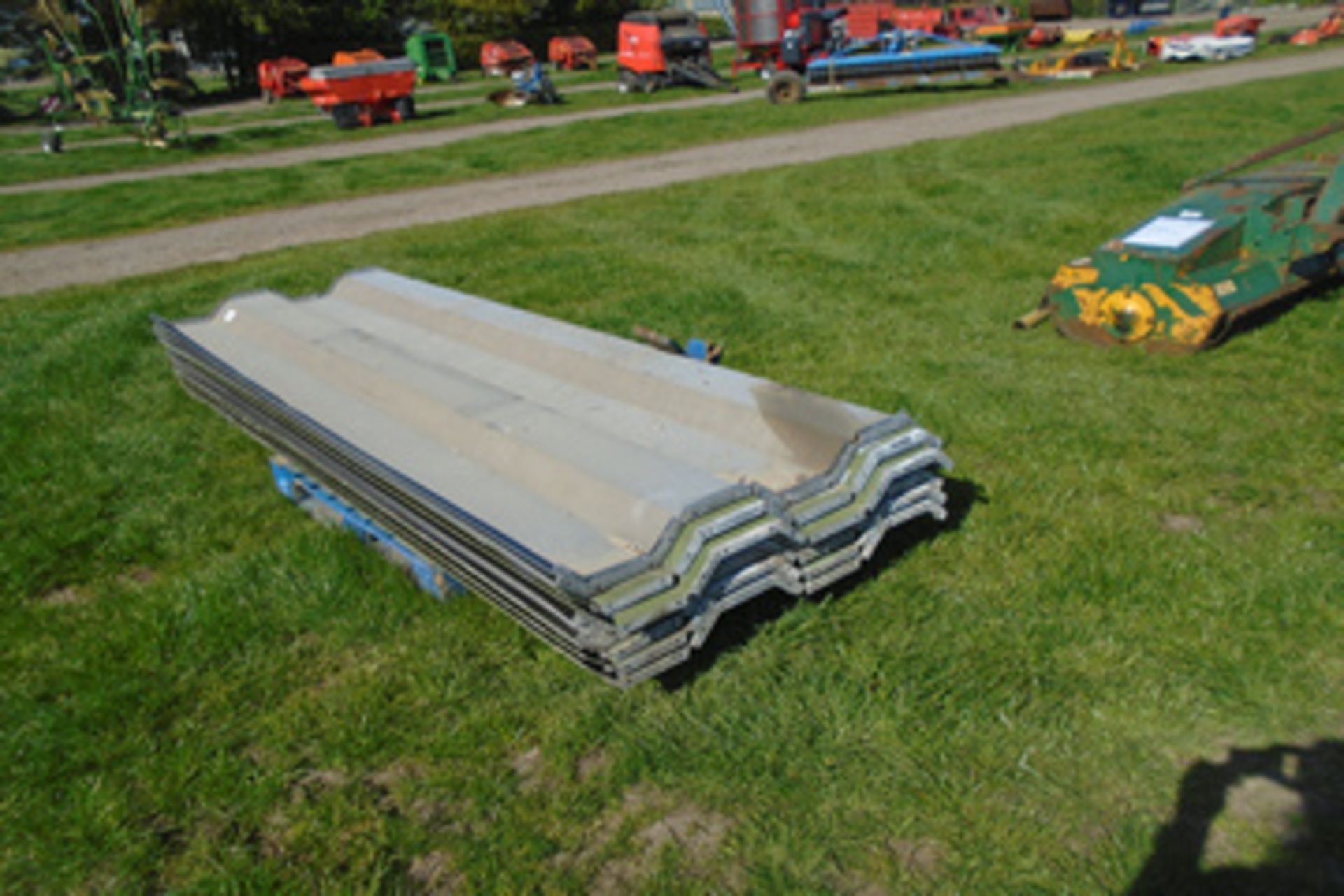 Steel grain walling 3mm thick, covers 10ftx4ft, 20 sheets - Image 2 of 2