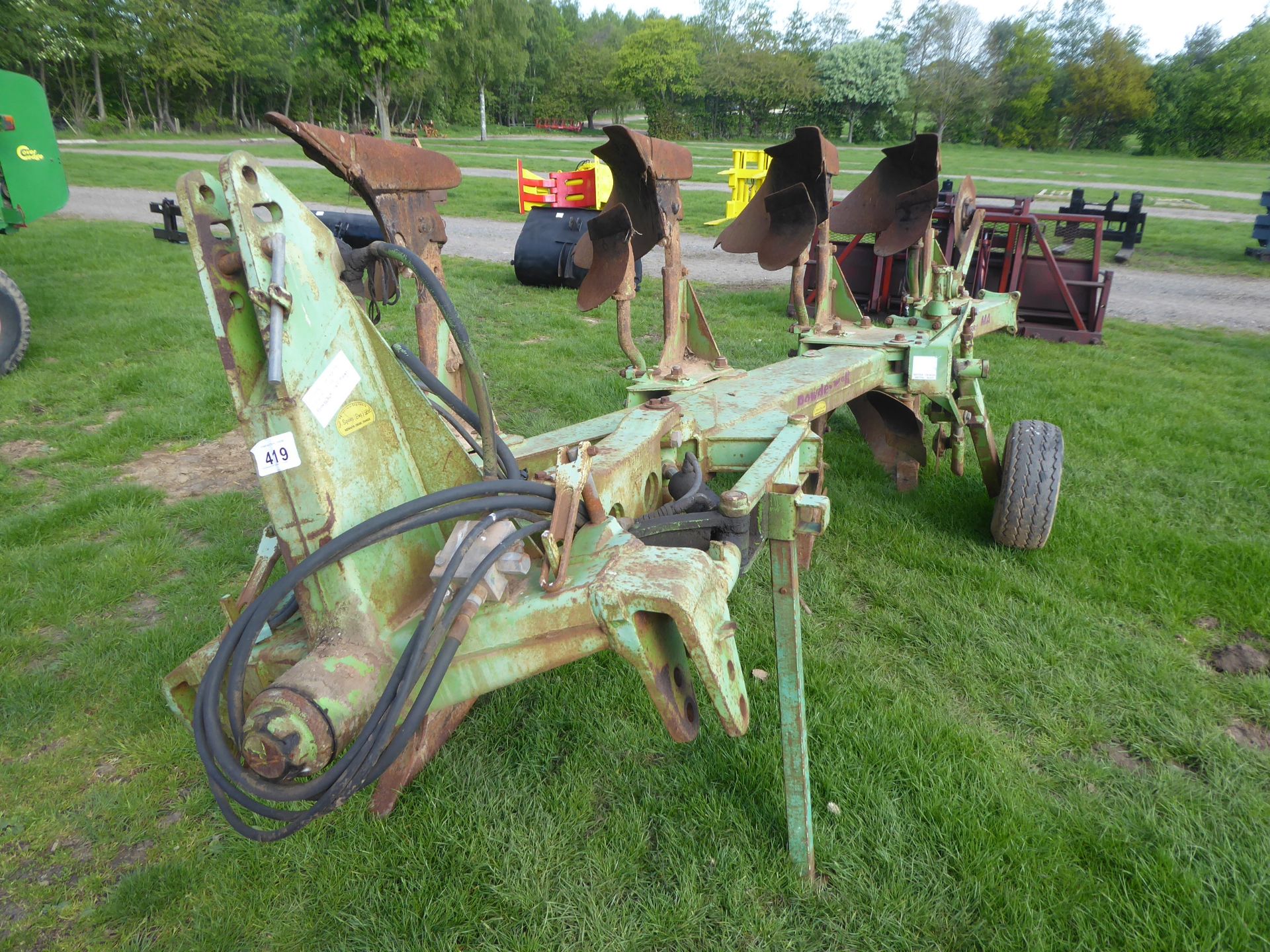 Dowdeswell DP100S 4F reversible plough - Image 3 of 3
