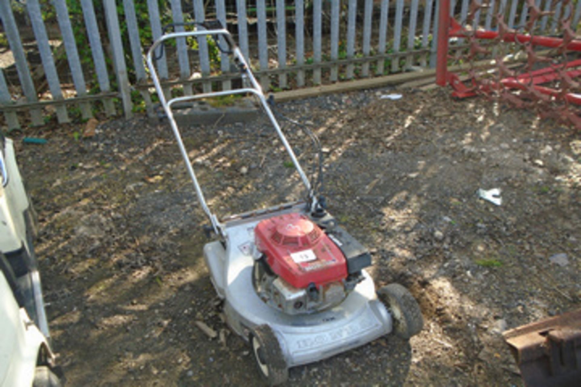 Honda HR216 mower NO VAT