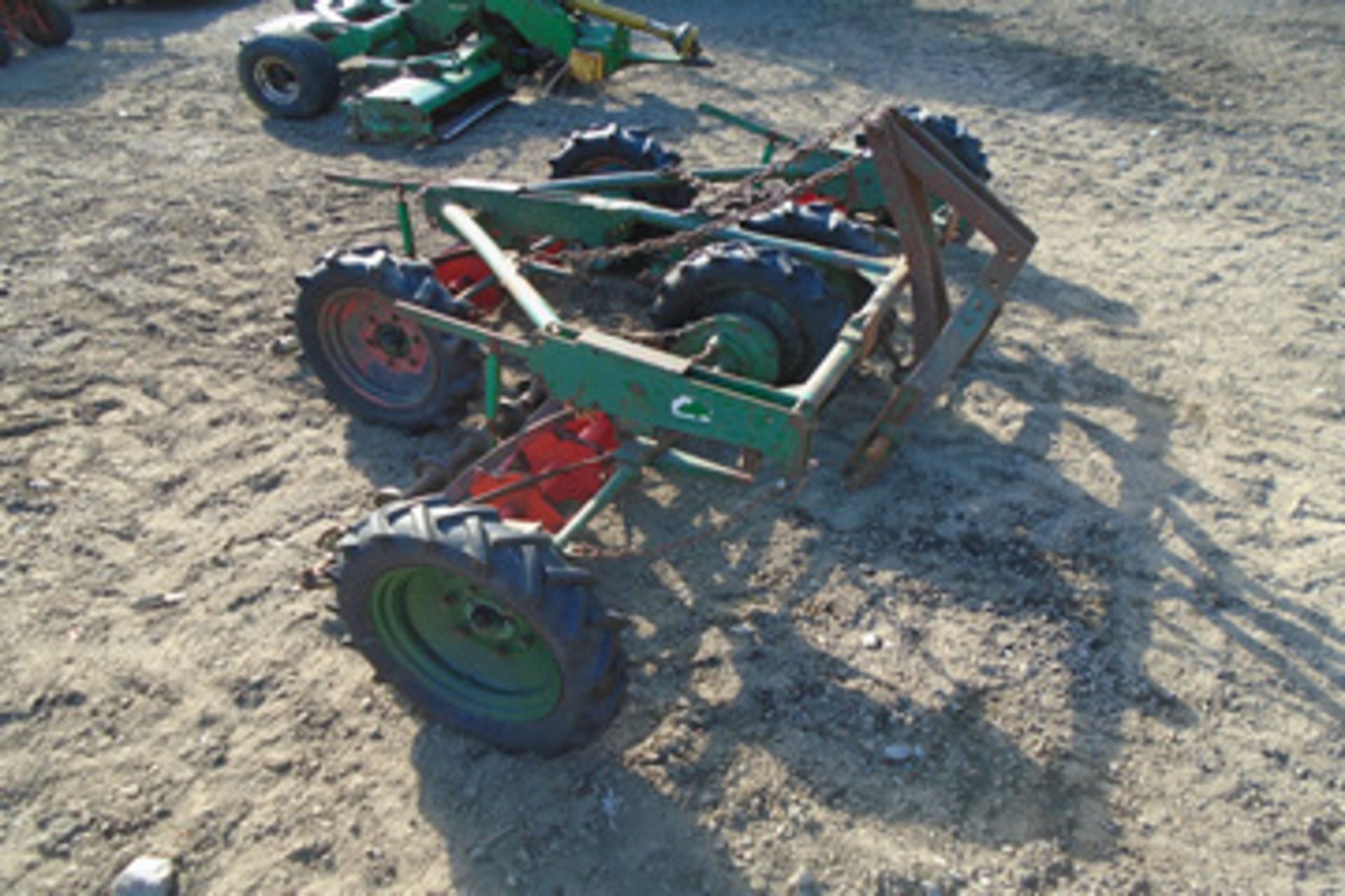 Ransome 3 gang mower, tractor mounted NO VAT - Image 3 of 4