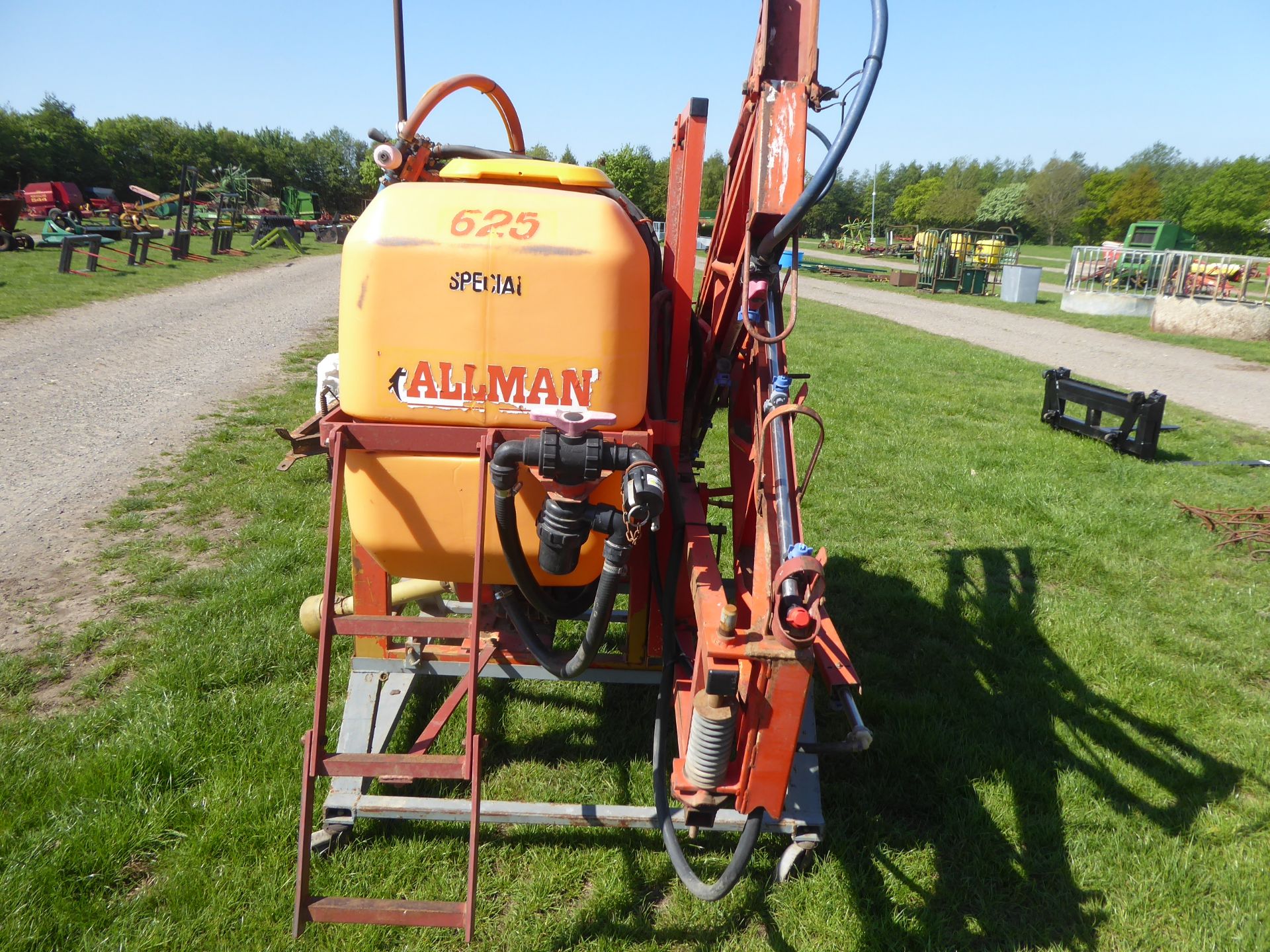 Allman 12m crop sprayer c/w stand - Image 4 of 5