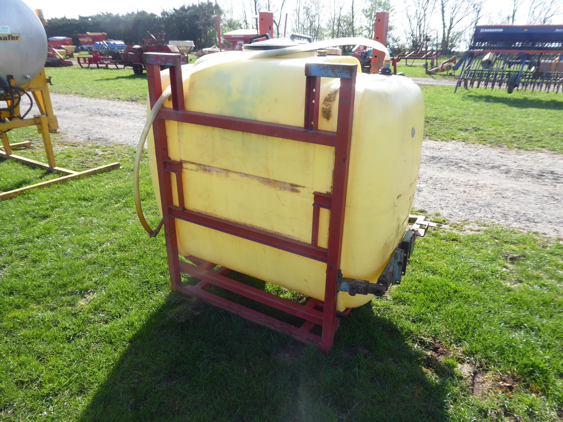 Hardi 1200ltr front tank - Image 2 of 2