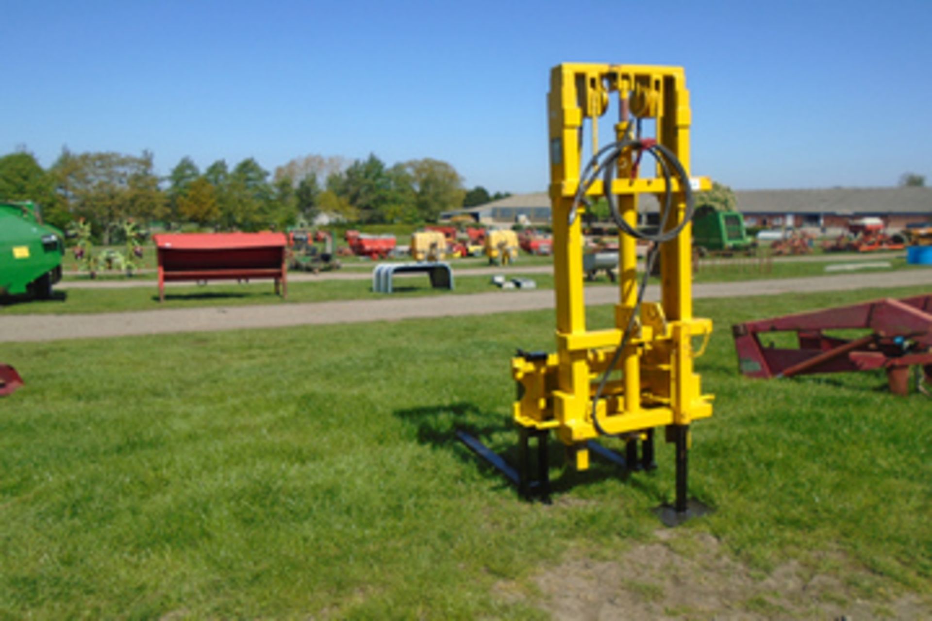 Sanderson rear mounted forklift with sideshift and fold up tines