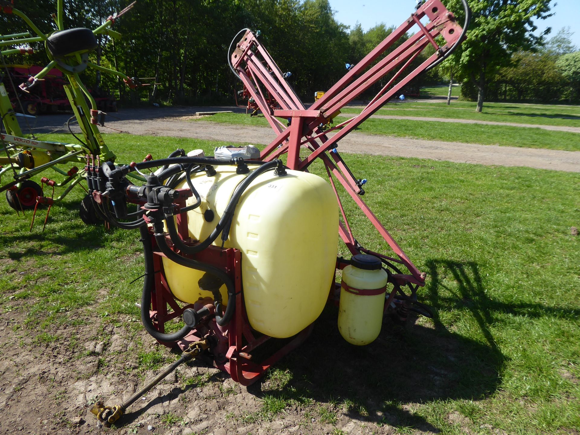 Hardi 400ltr crop sprayer