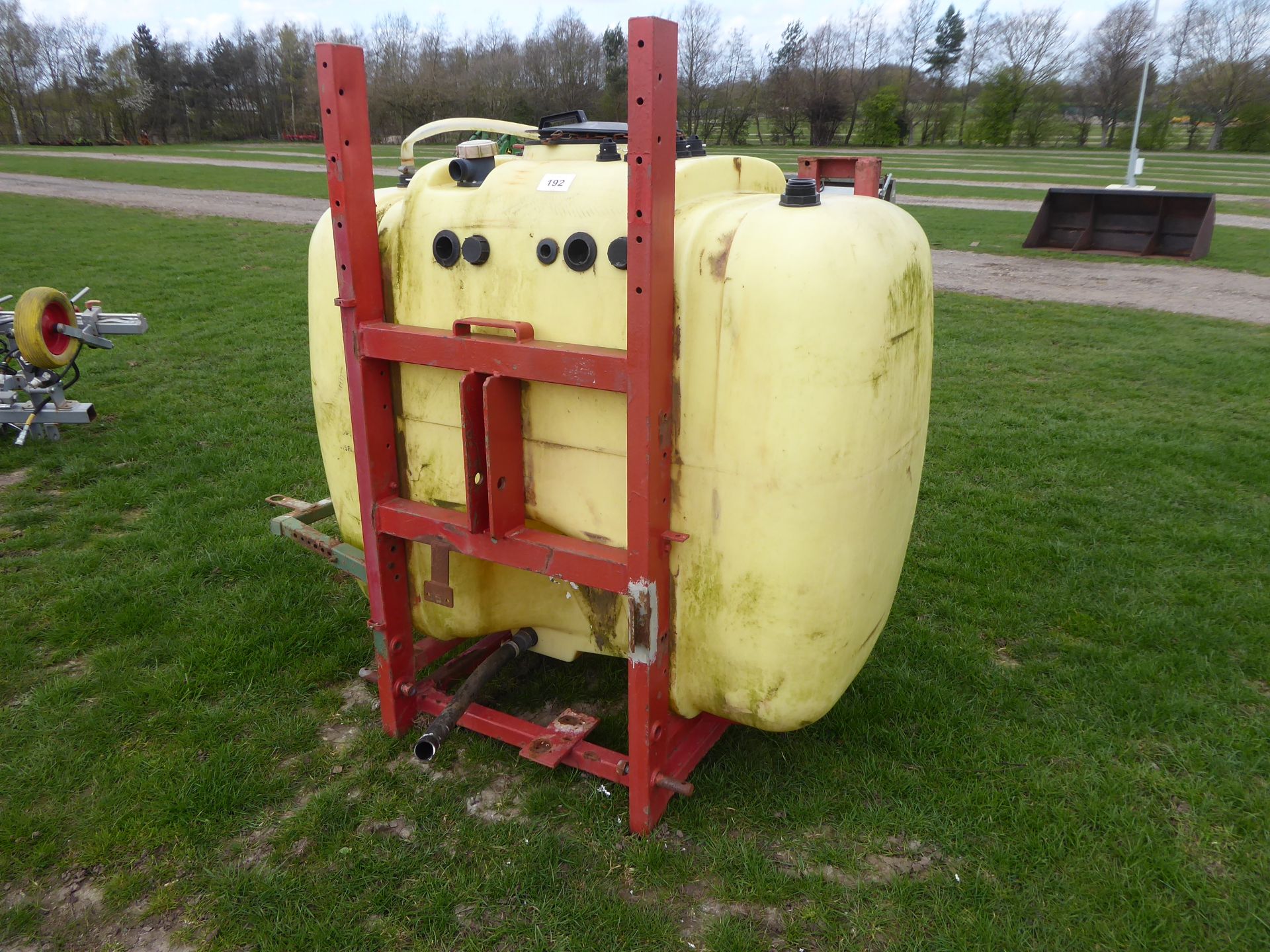 Hardi 1200ltr front tank