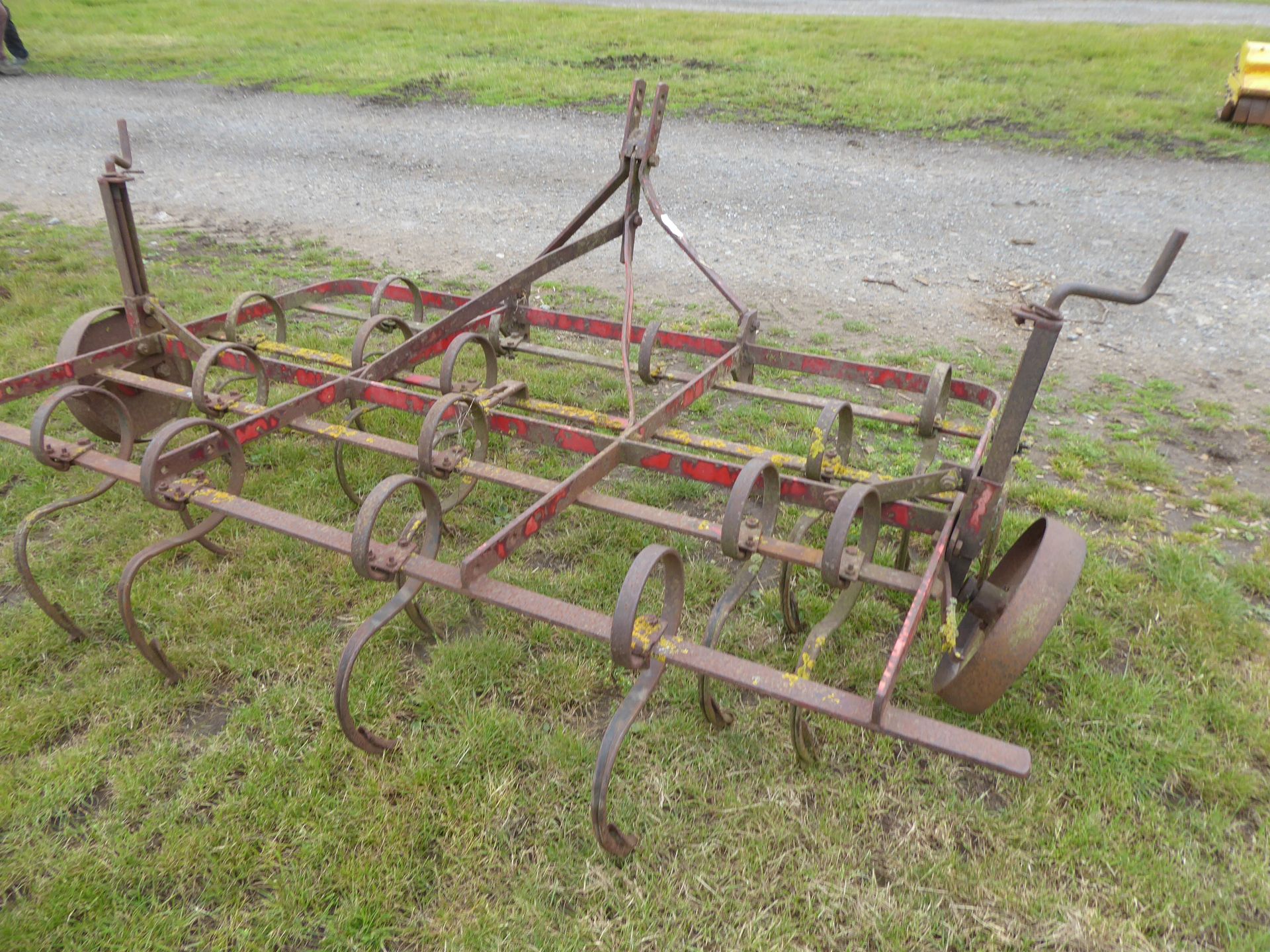 Spring tine harrow NO VAT - Image 2 of 2