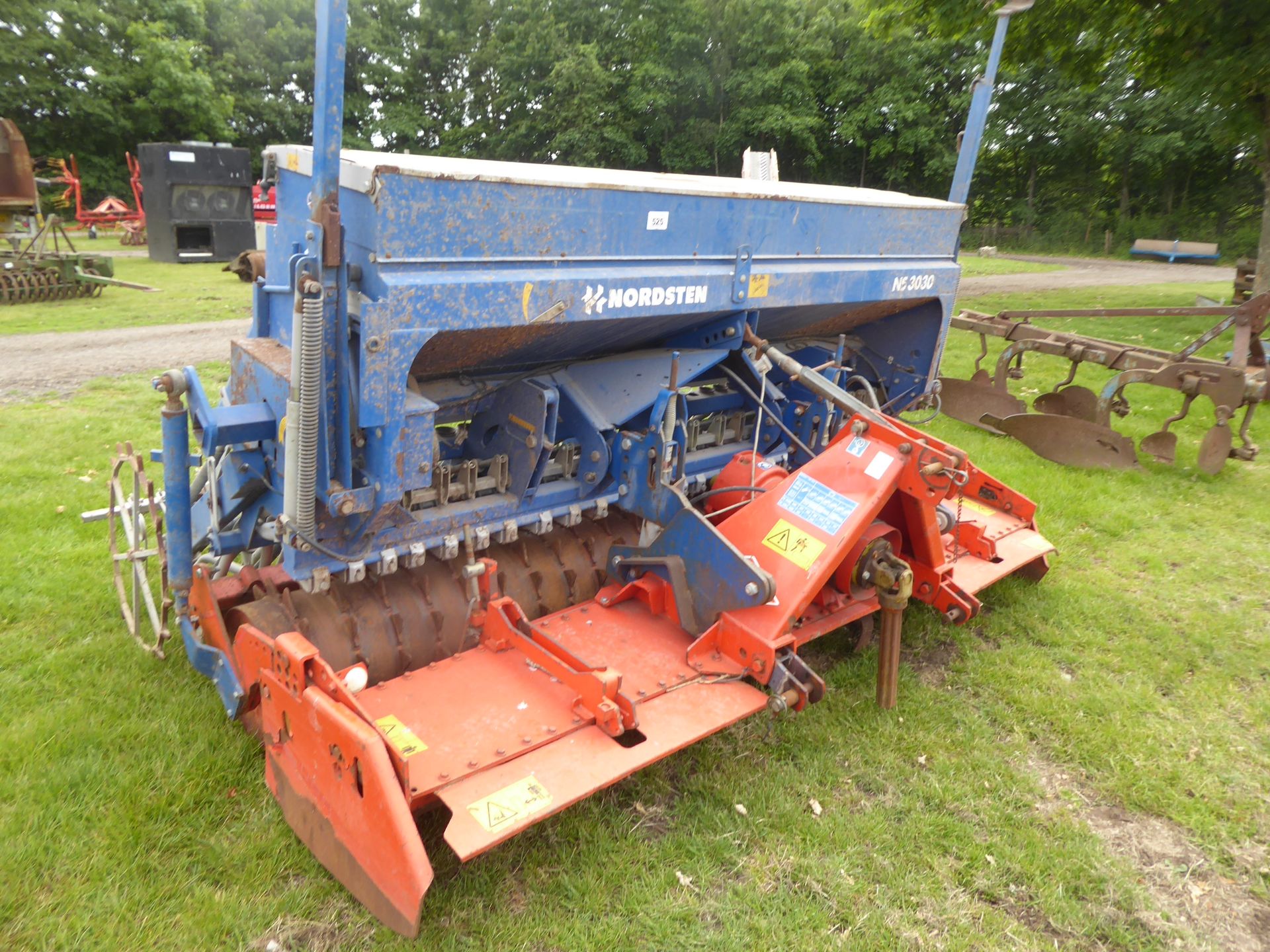 Kuhn HRB302D power harrow, packer roller with Nordsten box drill with tramline kit