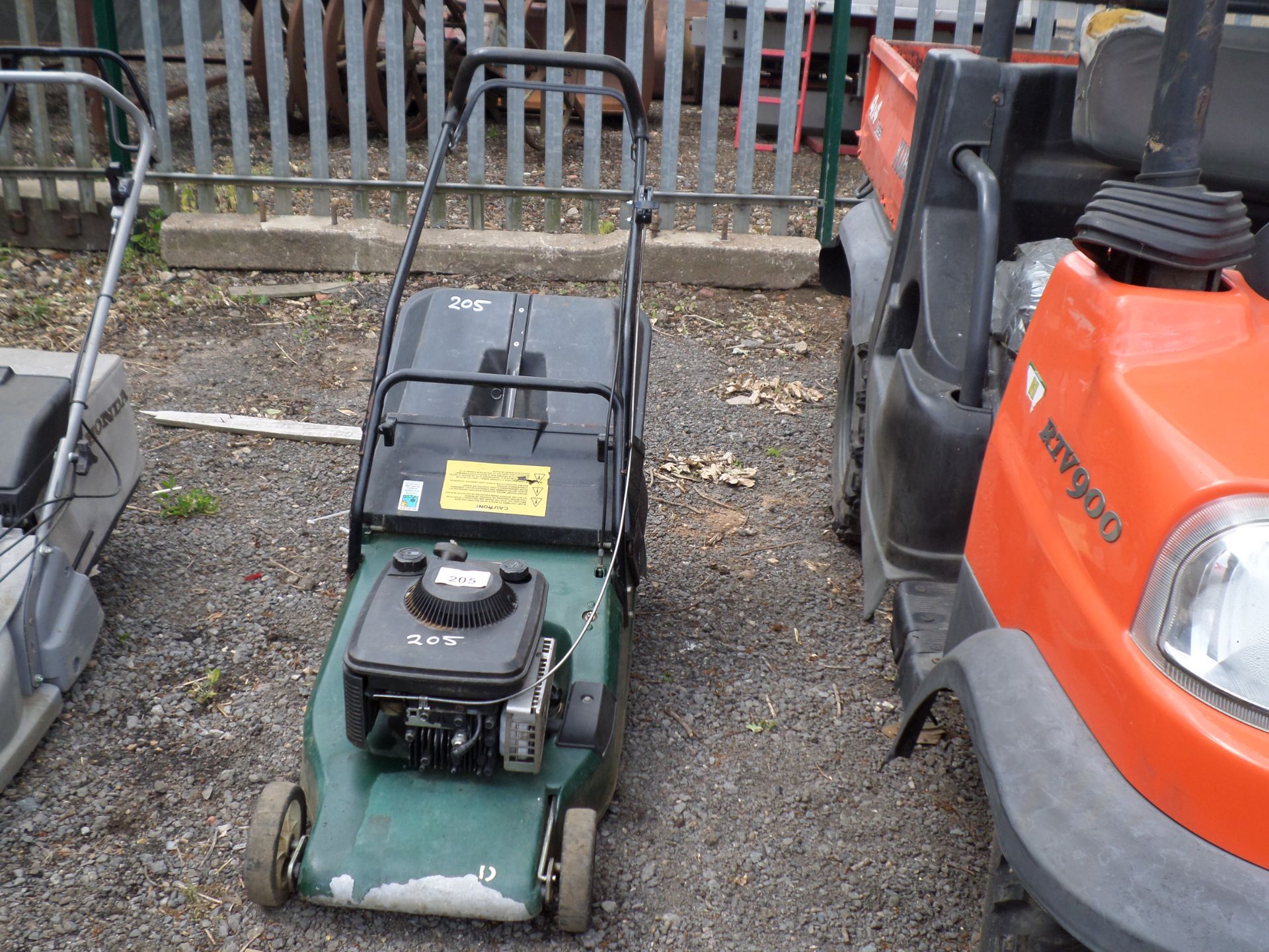 Hayter Harrier 48 roller rotary mower