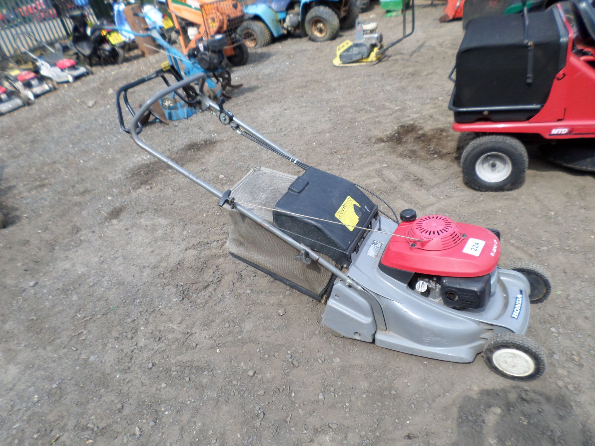 Honda 40cm cut mower, starts every time NO VAT