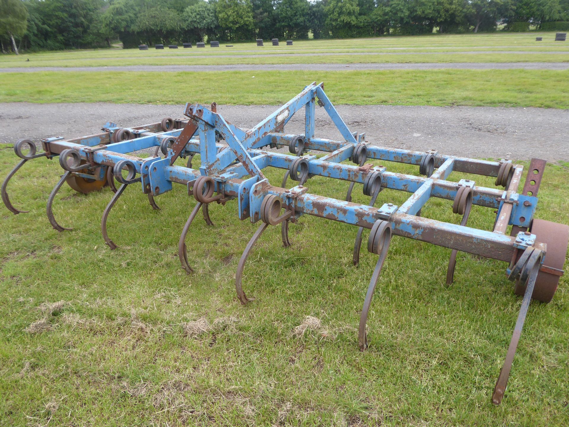 Blench 10ft pigtail cultivator - Image 2 of 2