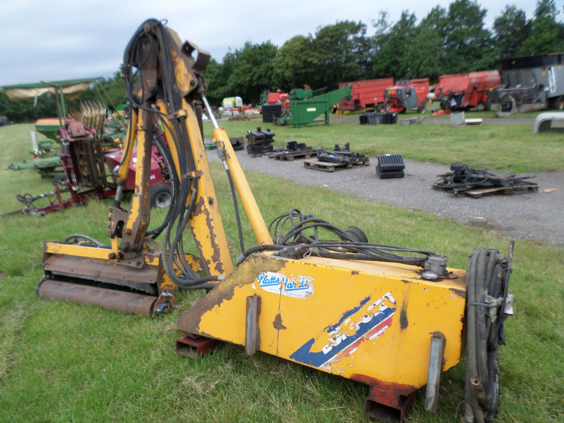 Bomford B457 hedge cutter c/w spare hoses