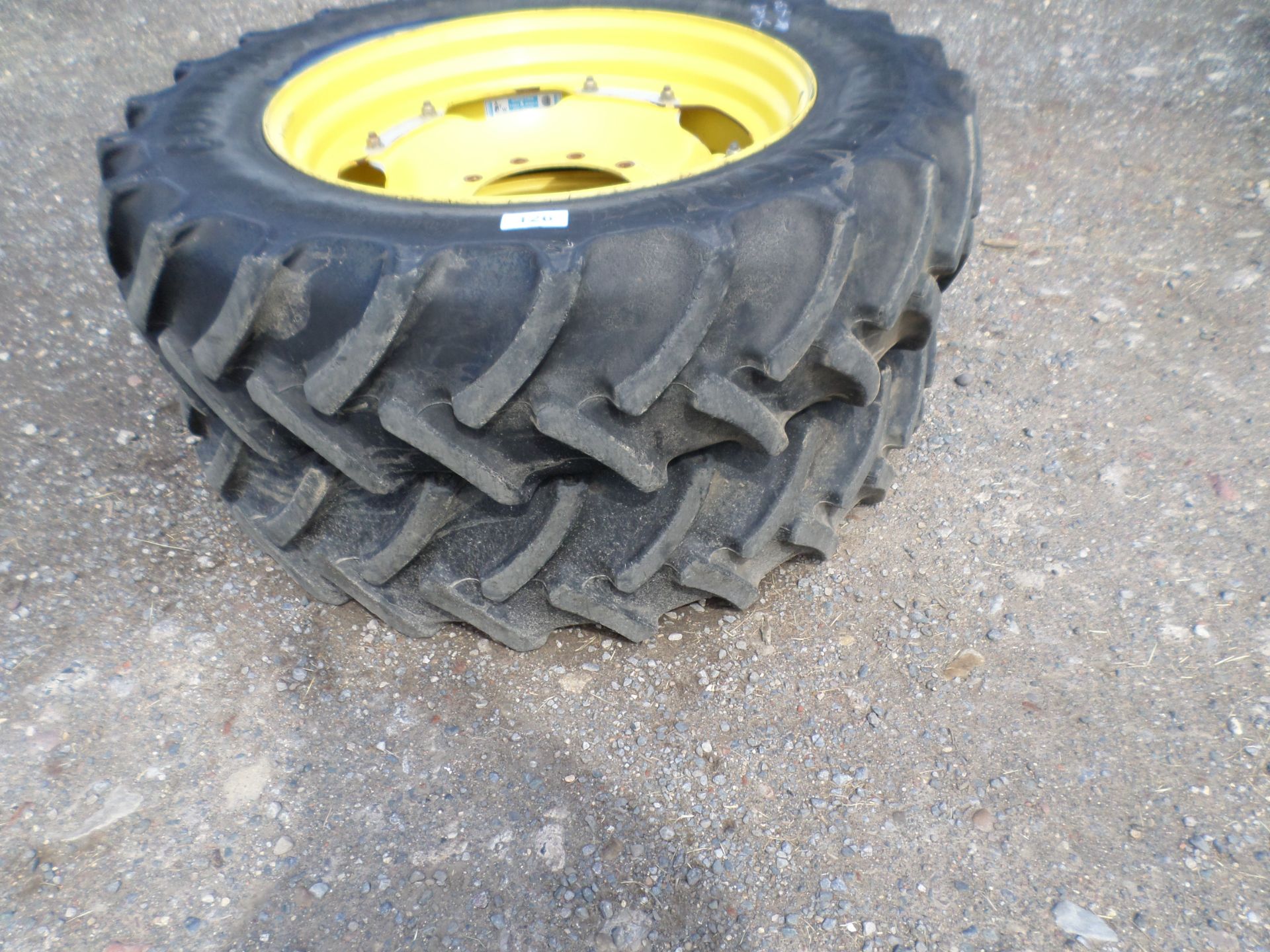 Pair of 12.4/32 row crop wheels, 10-stud, JD, 60%, pair 13.6/48 row crow wheels 8-stud 275 JD 60%, - Image 2 of 3