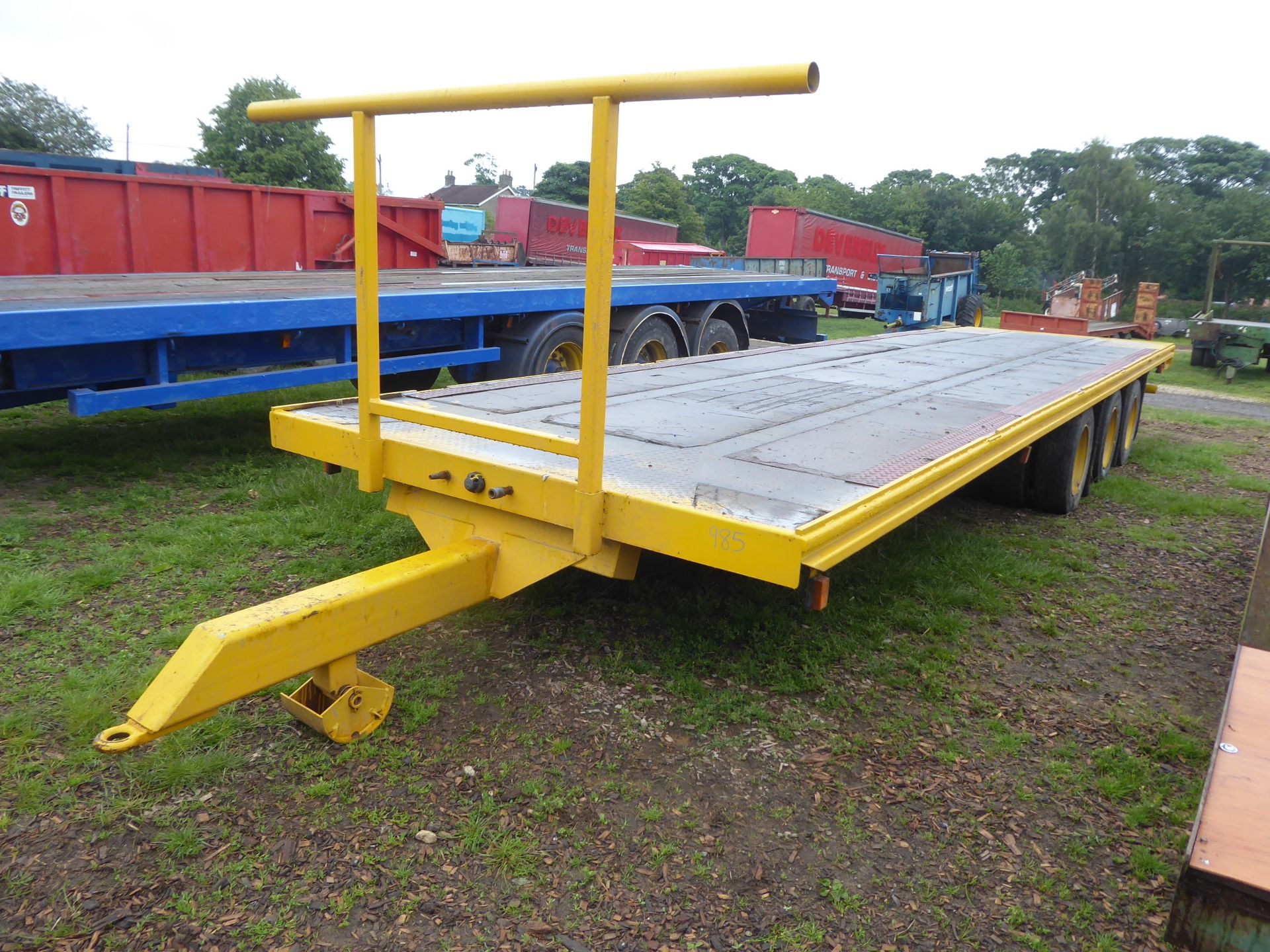 34ft flat trailer, converted to drawbar with tractor towing eye, low ride height, 19" wheels, tri-