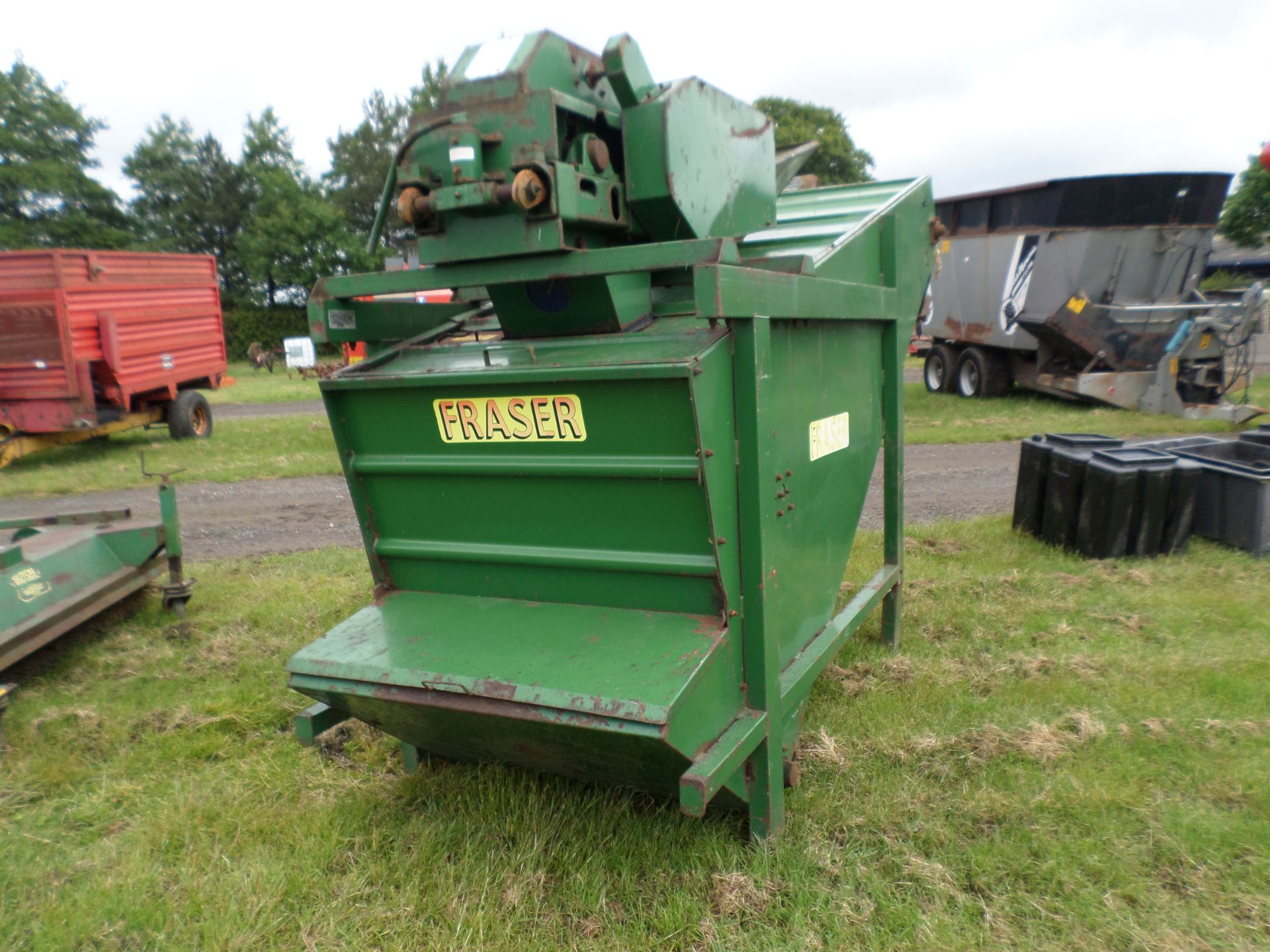 Fraser roller mill and mixer unit - Image 2 of 2