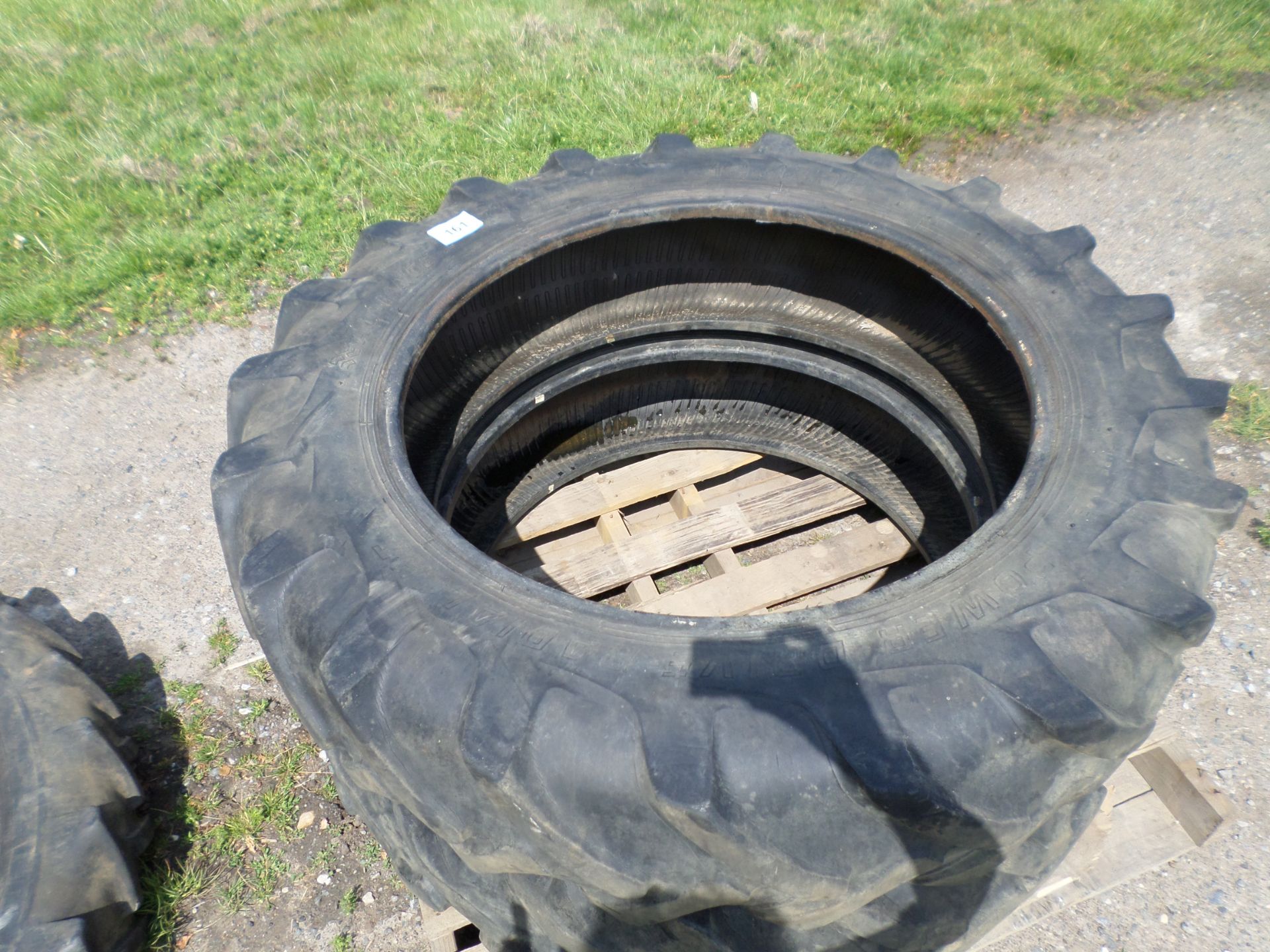 2 Alliance tyres 12.4/32 - Image 2 of 2