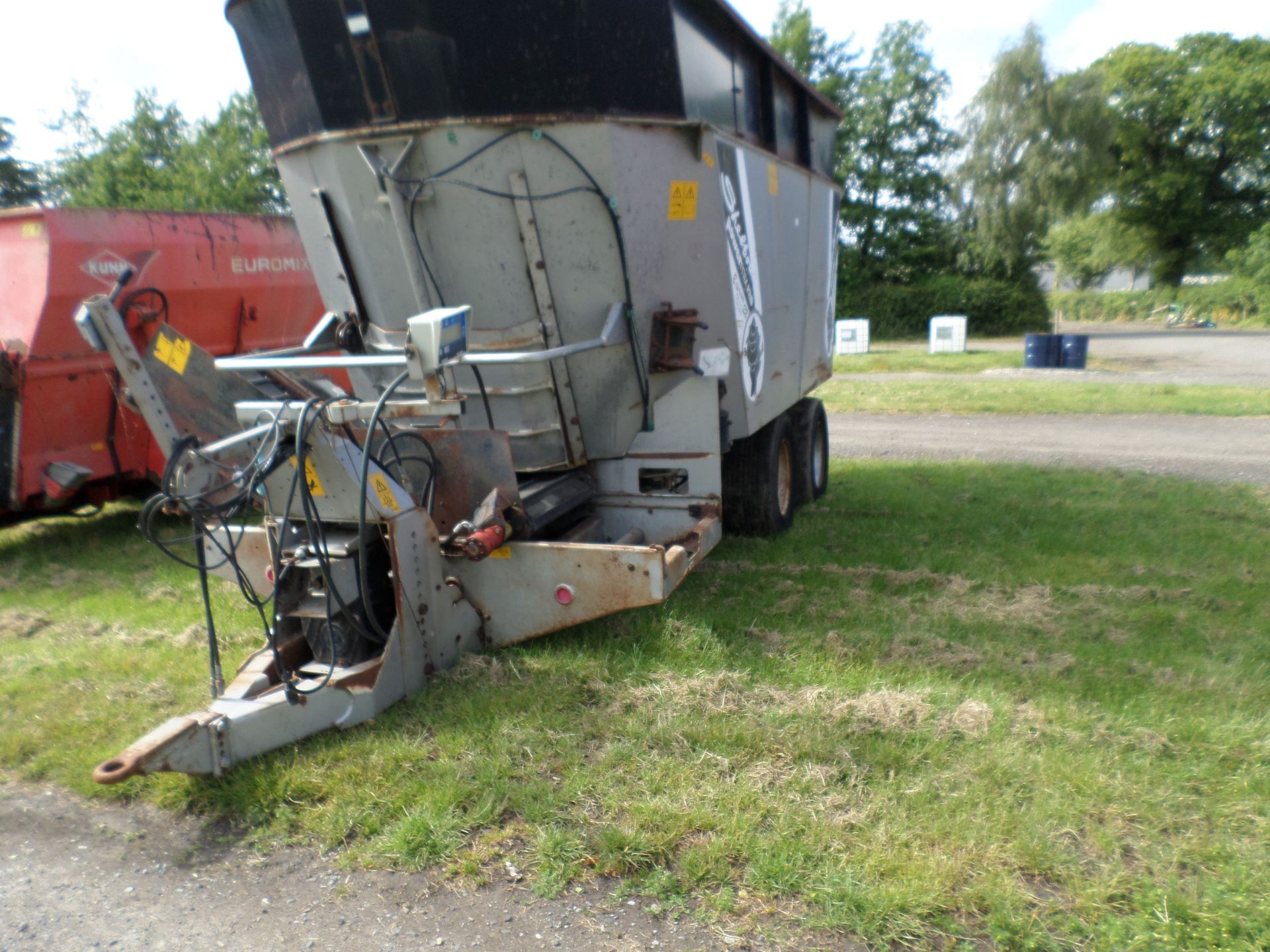 Shelbourne Powermix Pro Express 22 mixer wagon with weigh cells