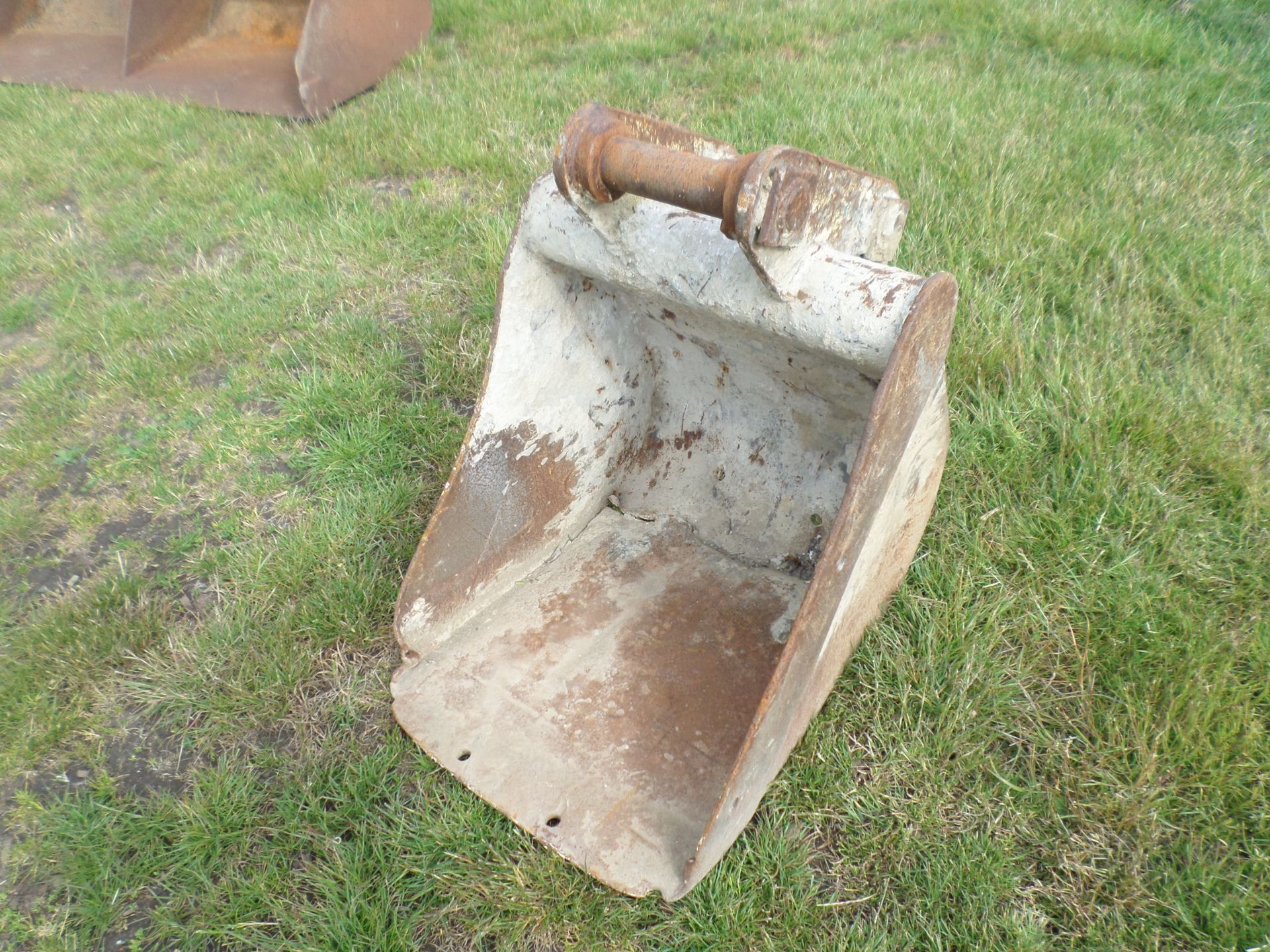 Digger bucket NO VAT