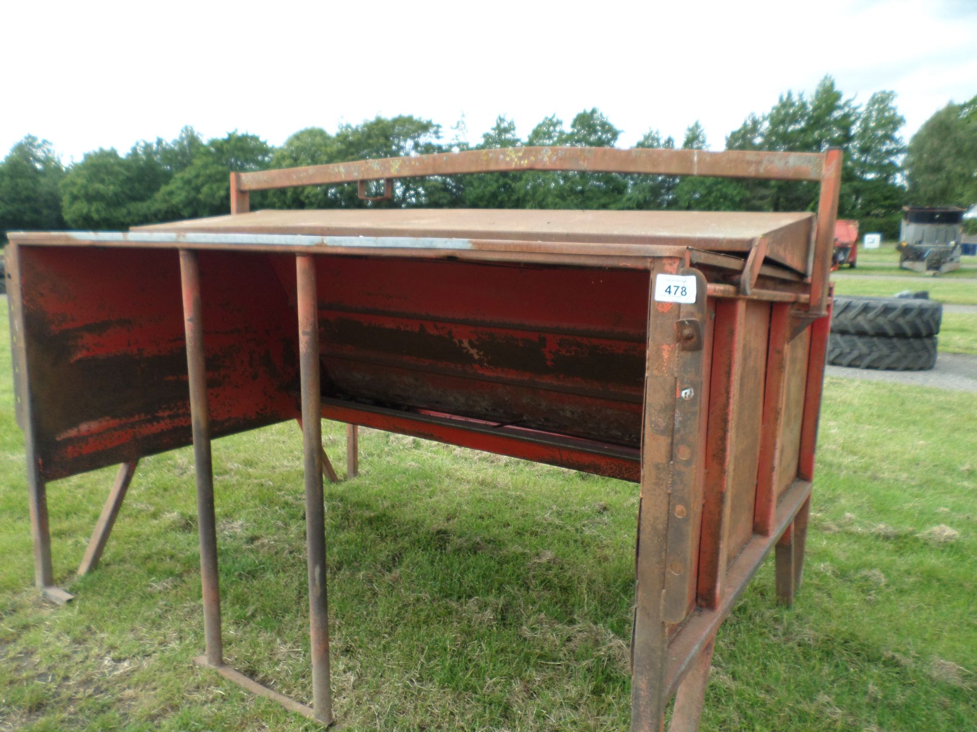 Portequip calf creep feeder