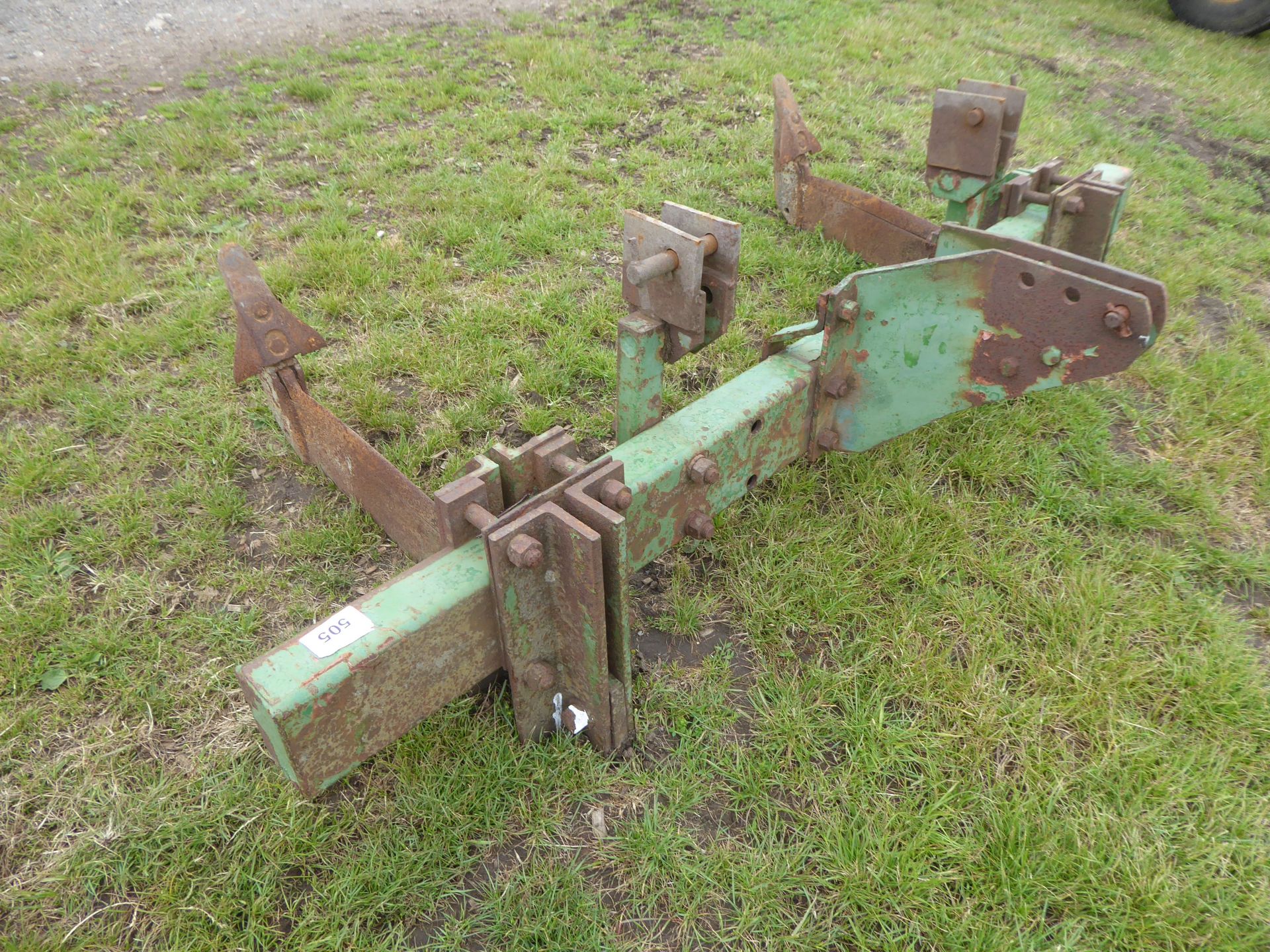 John Deere 2 leg subsoiler