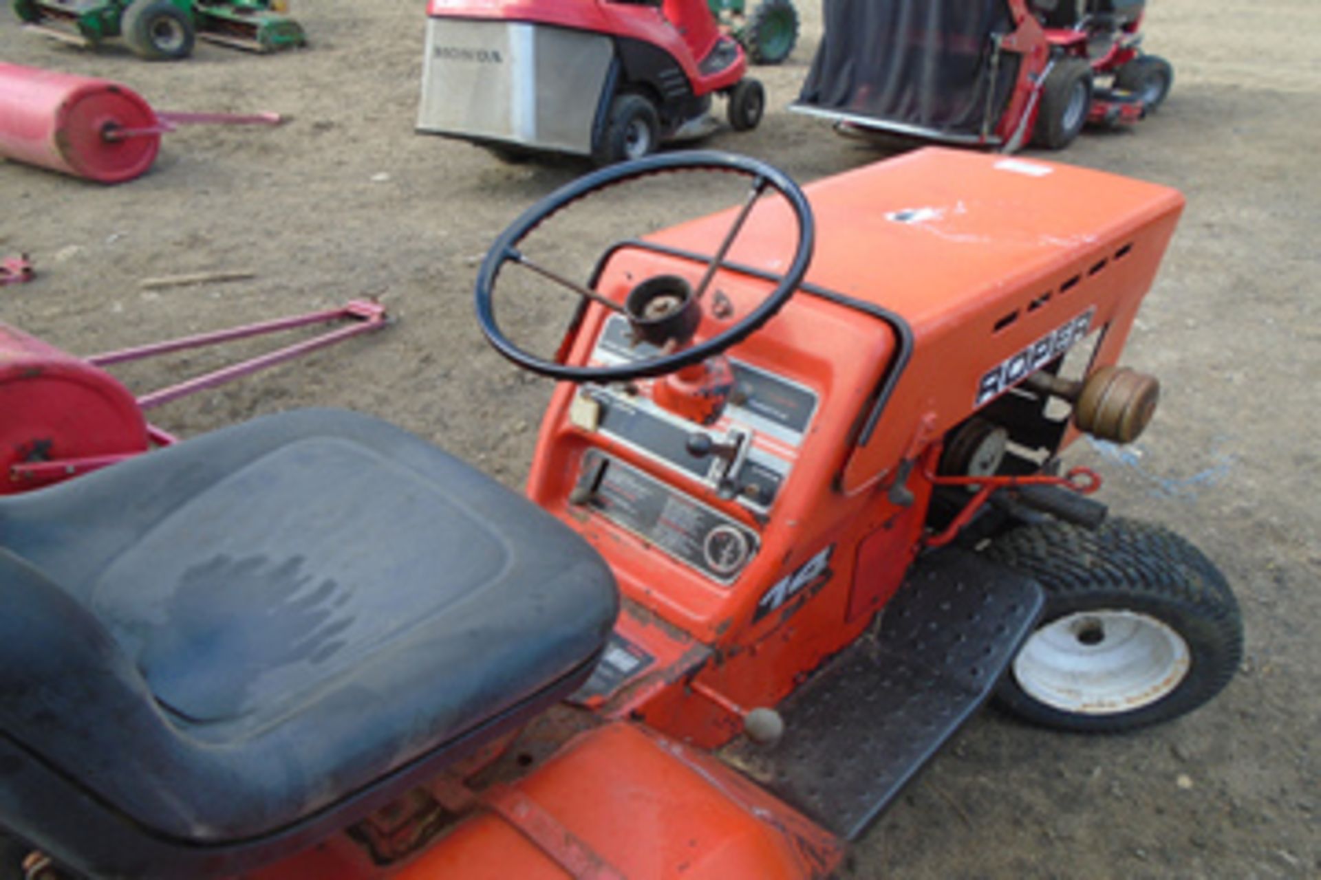 Roper 14 mini tractor with grass cutter and snow plough attachments - Image 7 of 8