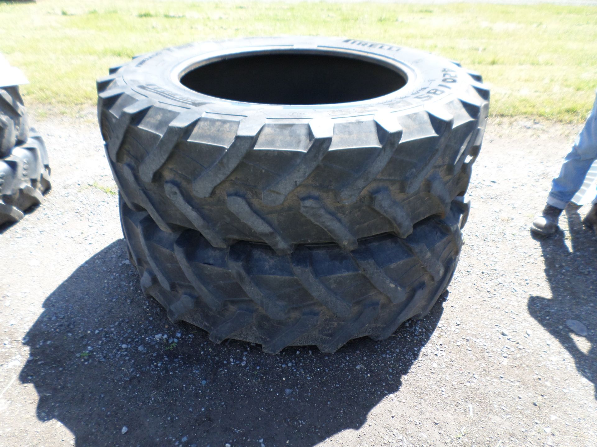 Pair 420/85/38 Pirelli tyres, 30% good - Image 2 of 2